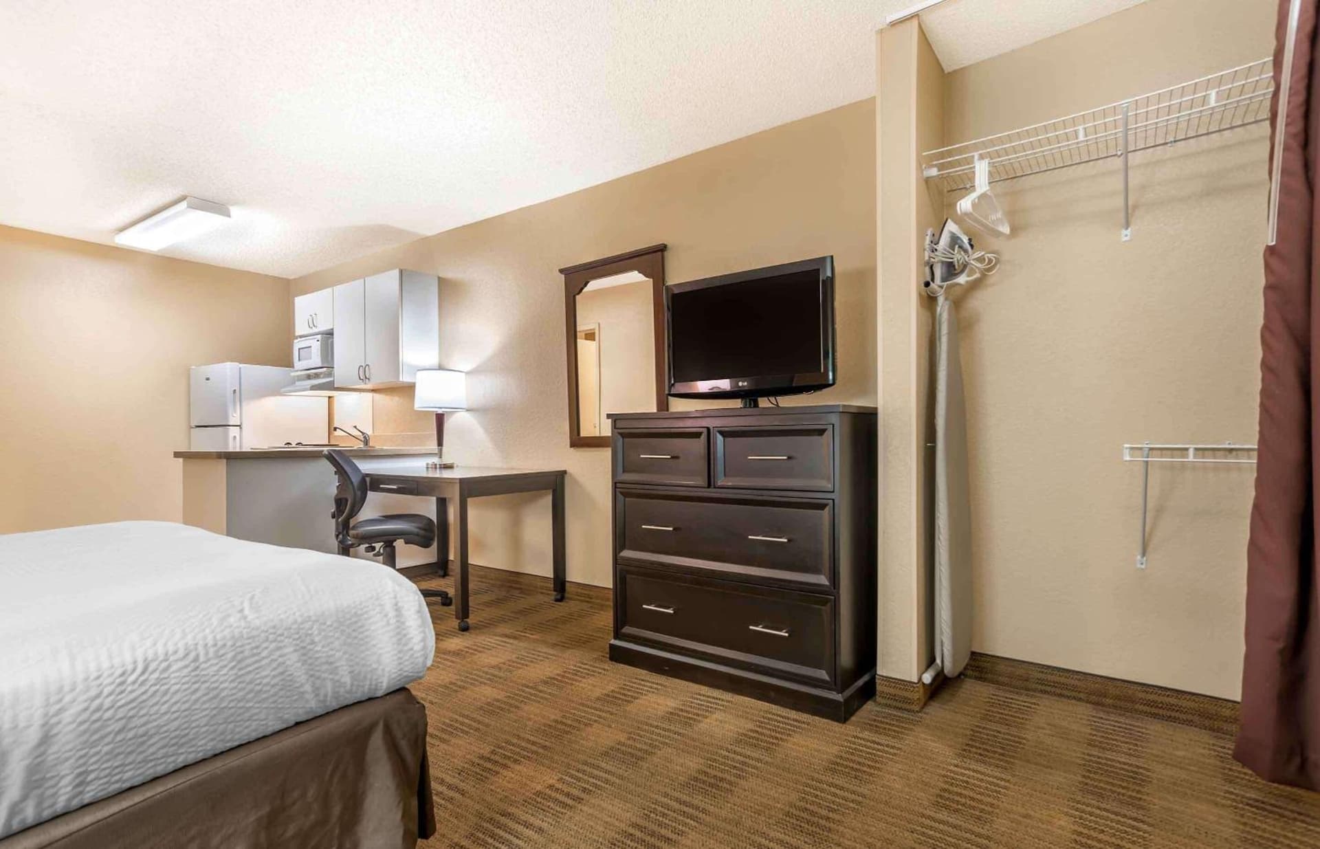 Extended Stay America Select Suites - Jackson - North gallery photo in Jackson, MS — image 27