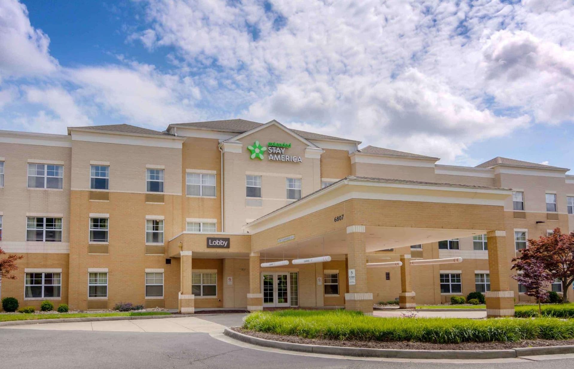 Extended Stay America Suites - Richmond - W Broad Street - Glenside - North featured exterior or lobby in Richmond, VA — similar hotel