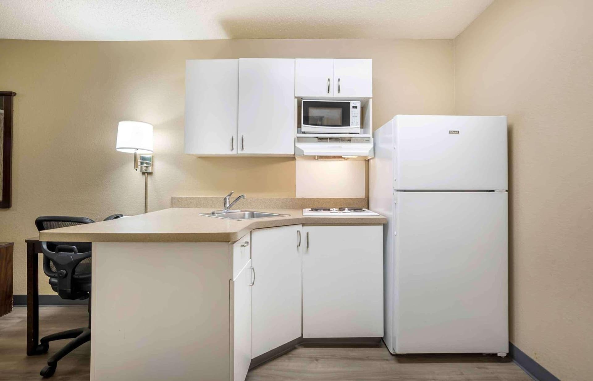 Extended Stay America Select Suites - Jackson - North gallery photo in Jackson, MS — image 4