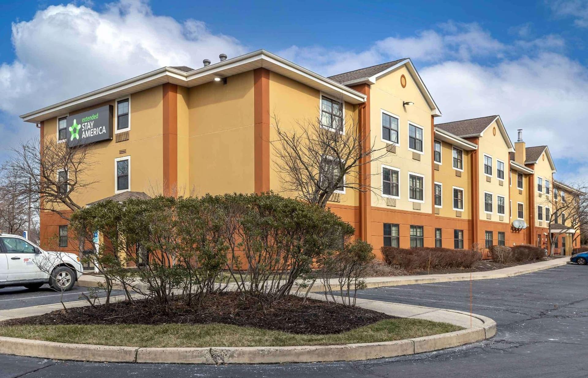 Extended Stay America Suites - Philadelphia - Horsham - Welsh Rd featured exterior or lobby in Horsham, PA — similar hotel