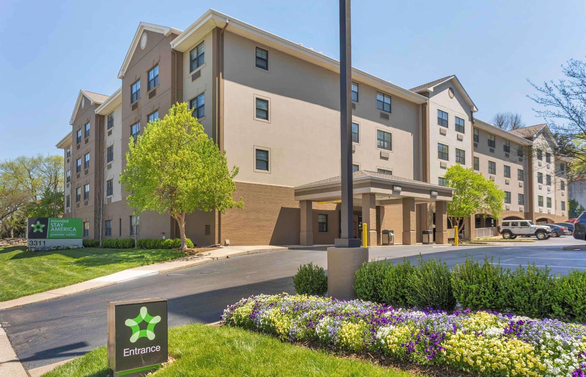 Extended Stay America Premier Suites - Nashville - Vanderbilt interior in Nashville, TN — gallery photo 2
