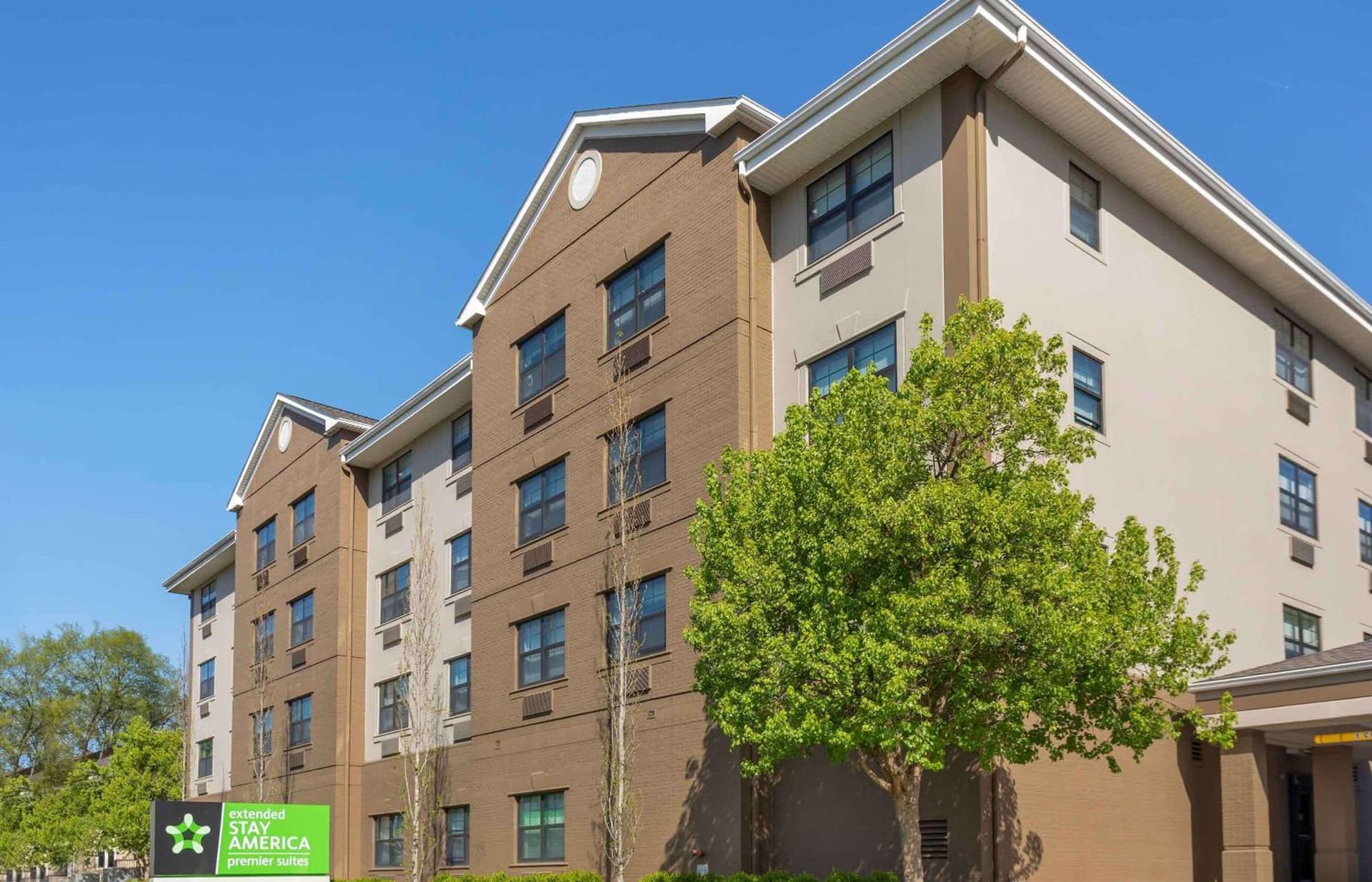 Extended Stay America Premier Suites - Nashville - Vanderbilt property views in Nashville, TN — gallery photo 3
