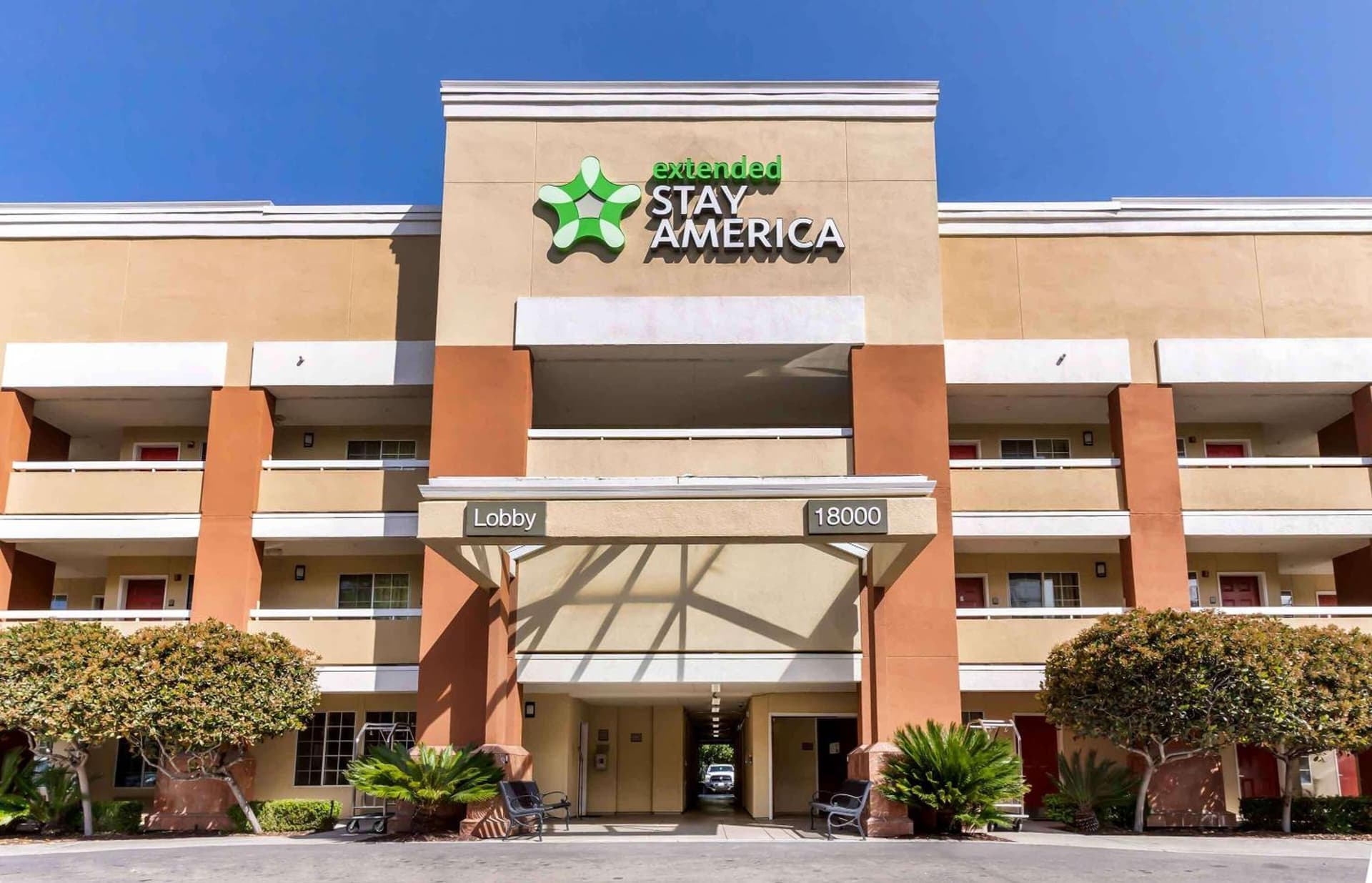 Extended Stay America Suites - San Ramon - Bishop Ranch - West interior in San Ramon, CA — gallery photo 2