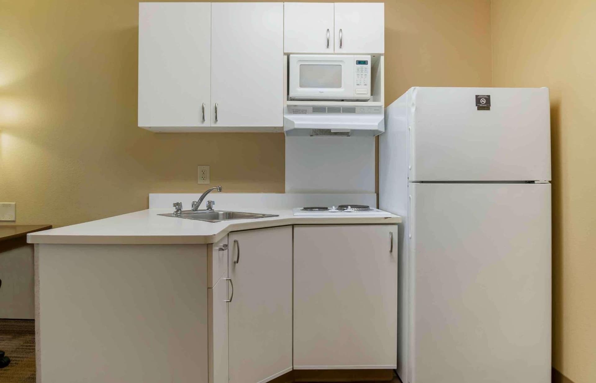 Extended Stay America Suites - Detroit - Canton property views in Canton — gallery photo 3