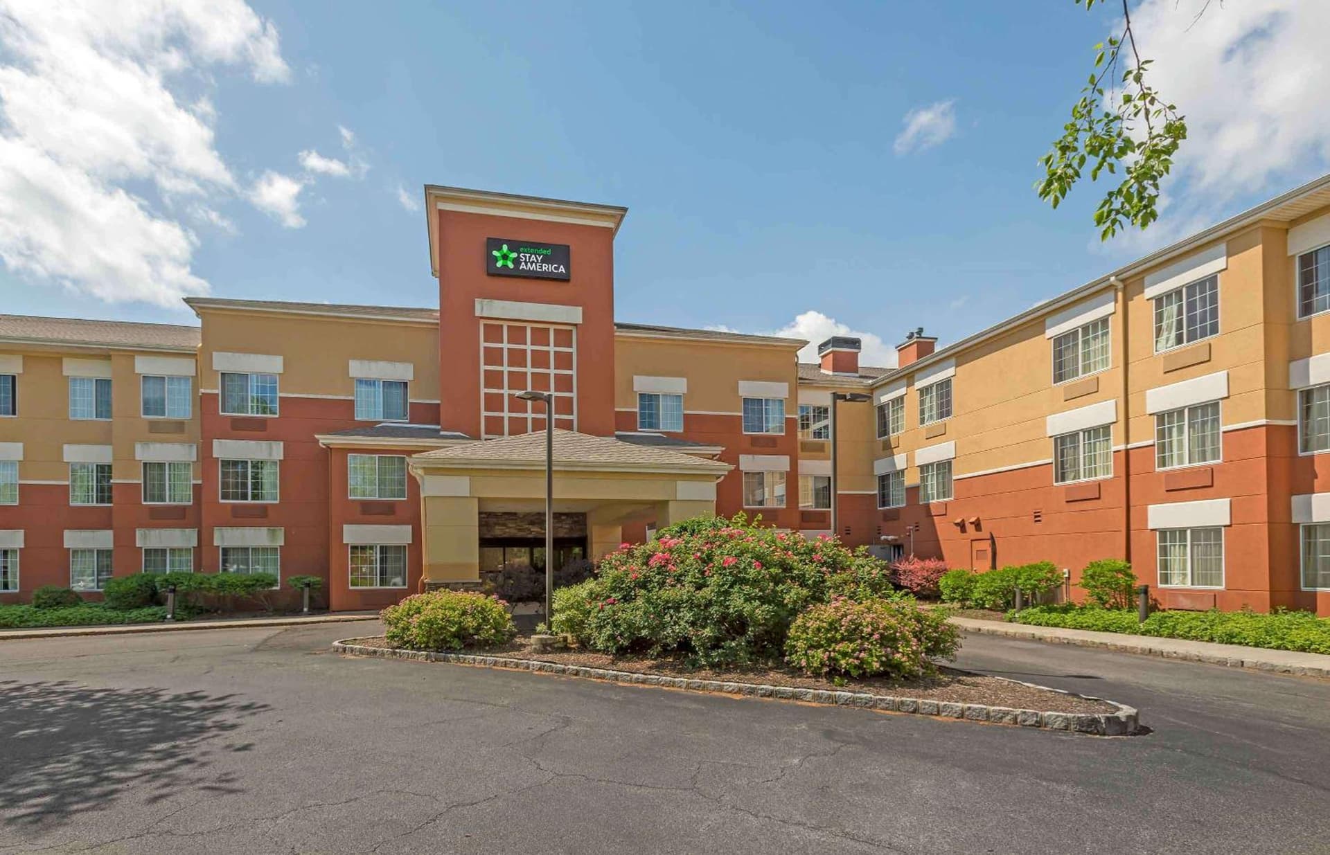 Extended Stay America Suites - Hanover - Parsippany featured exterior or lobby in Whippany, NJ — similar hotel