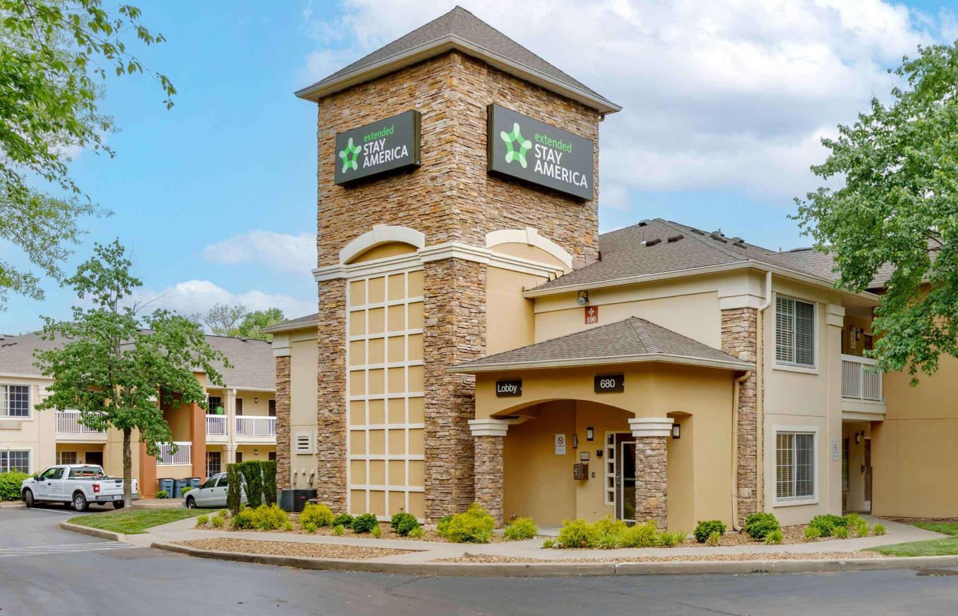 Extended Stay America Suites - Nashville - Franklin - Cool Springs interior in Franklin, TN — gallery photo 2