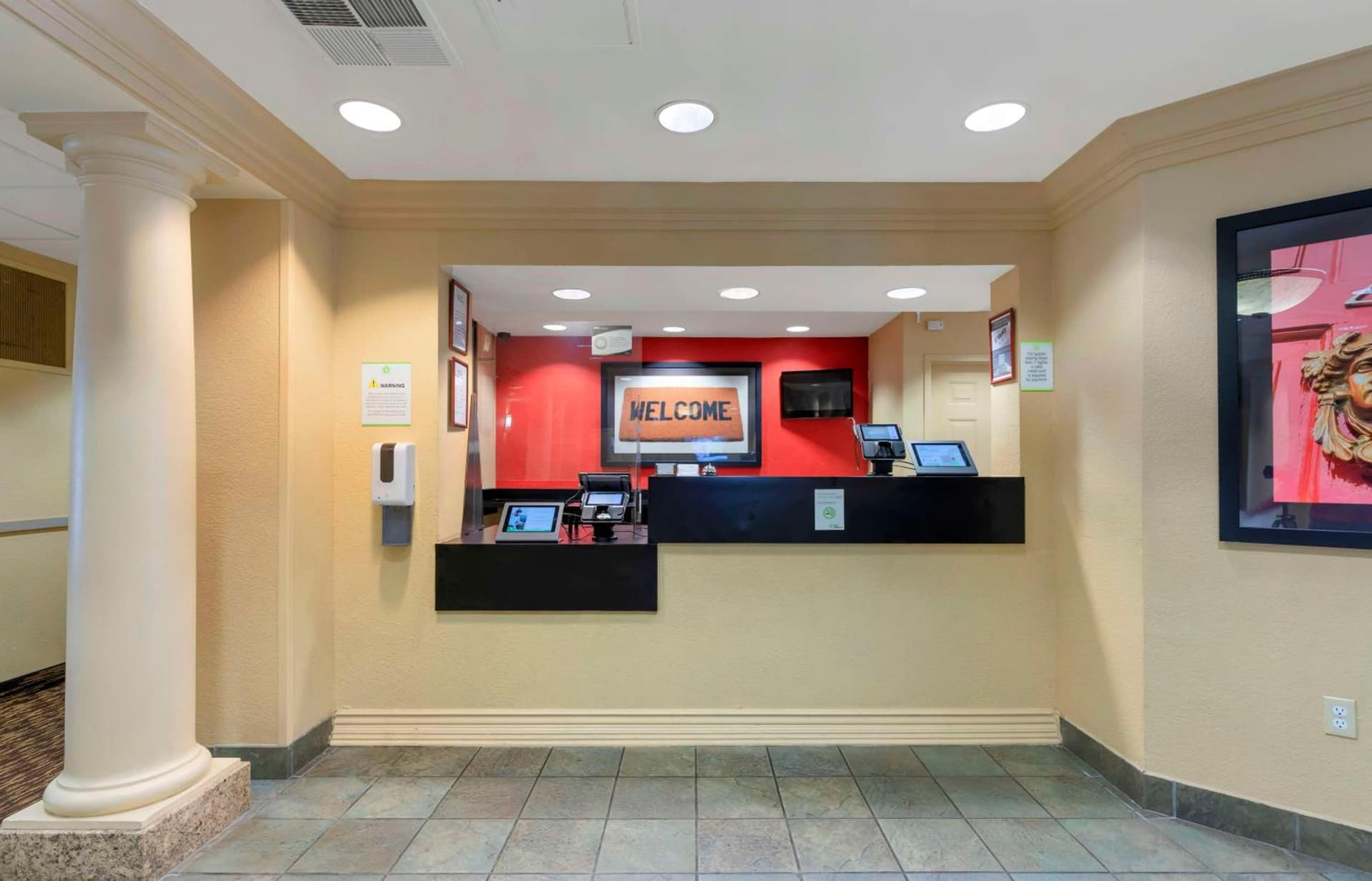 Extended Stay America Suites - Oakland - Alameda Airport interior in Alameda, CA — gallery photo 2