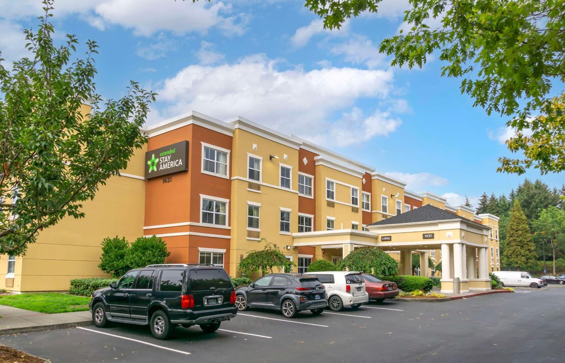 Extended Stay America Suites - Seattle - Everett - Silverlake featured exterior or lobby in Murphys Corner, WA — similar hotel