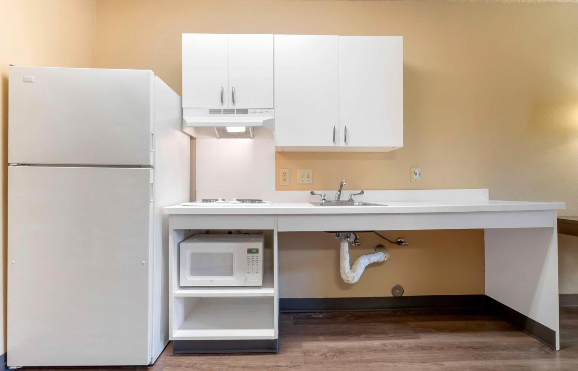 Extended Stay America Suites - Stockton - Tracy property views in Tracy, CA — gallery photo 3