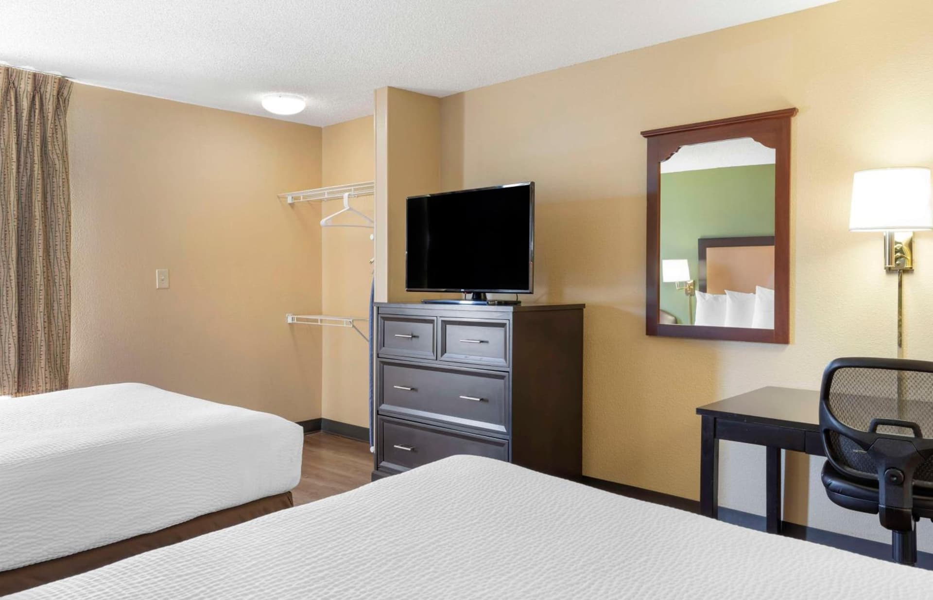 Extended Stay America Suites - Stockton - Tracy gallery photo in Tracy, CA — image 37