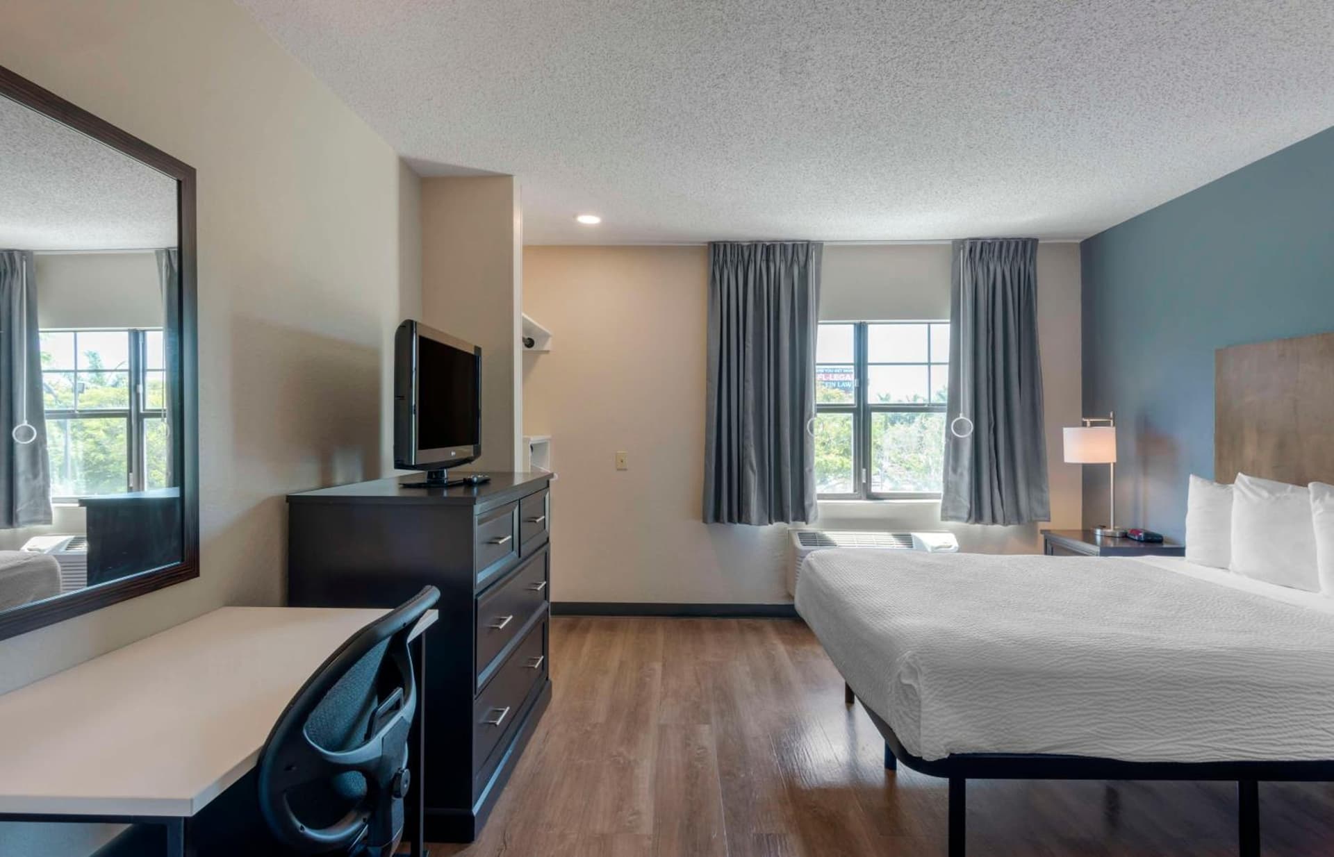 Extended Stay America Suites - Fremont - Warm Springs gallery photo in Warm Springs District, CA — image 26