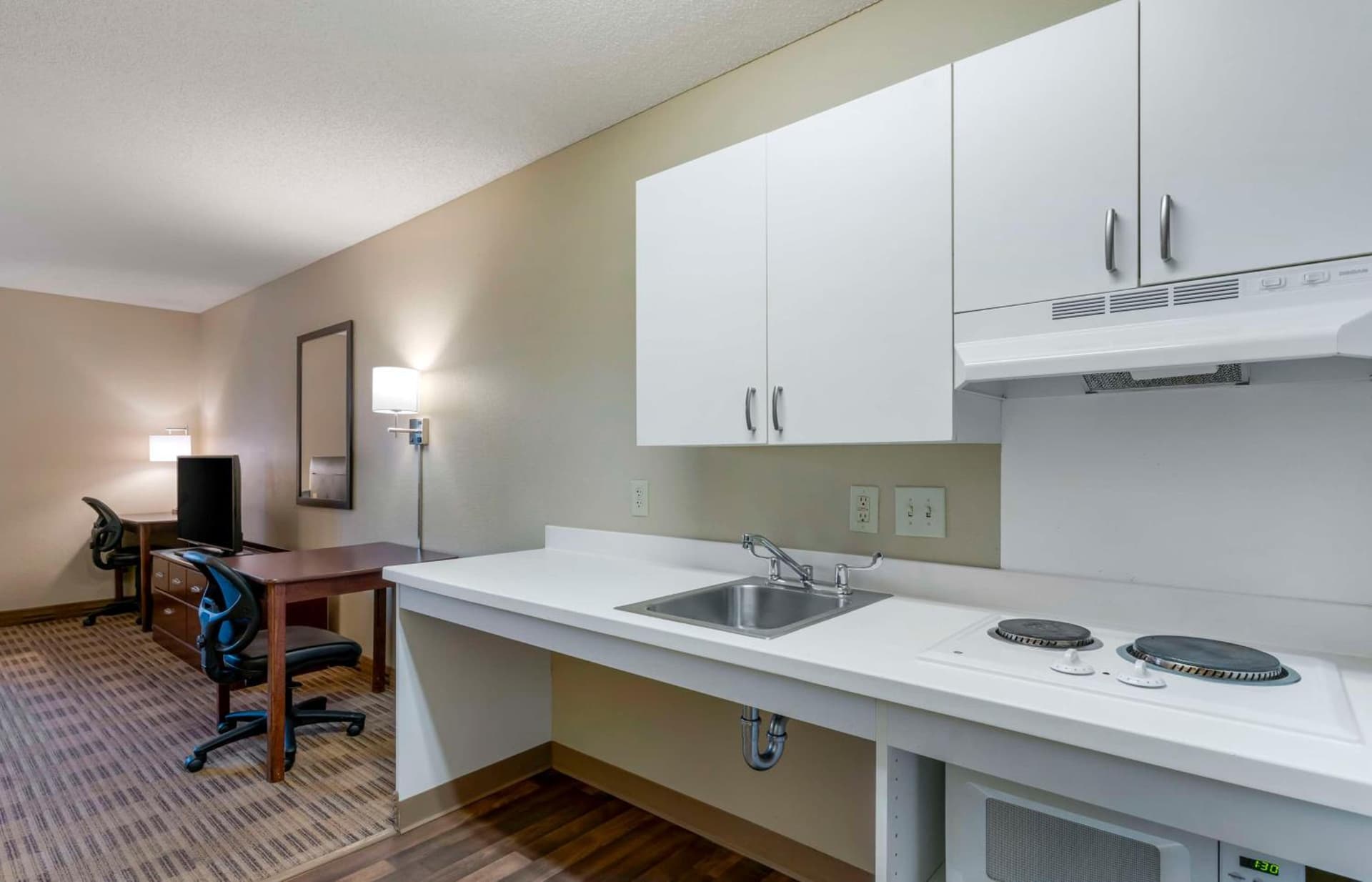 Extended Stay America Suites - Fremont - Warm Springs gallery photo in Warm Springs District, CA — image 31