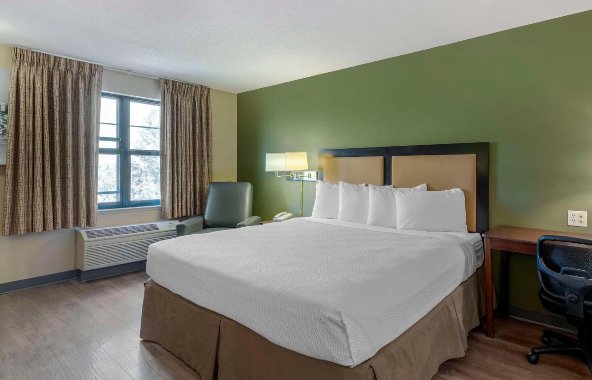 Extended Stay America Suites - Fremont - Warm Springs gallery photo in Warm Springs District, CA — image 7