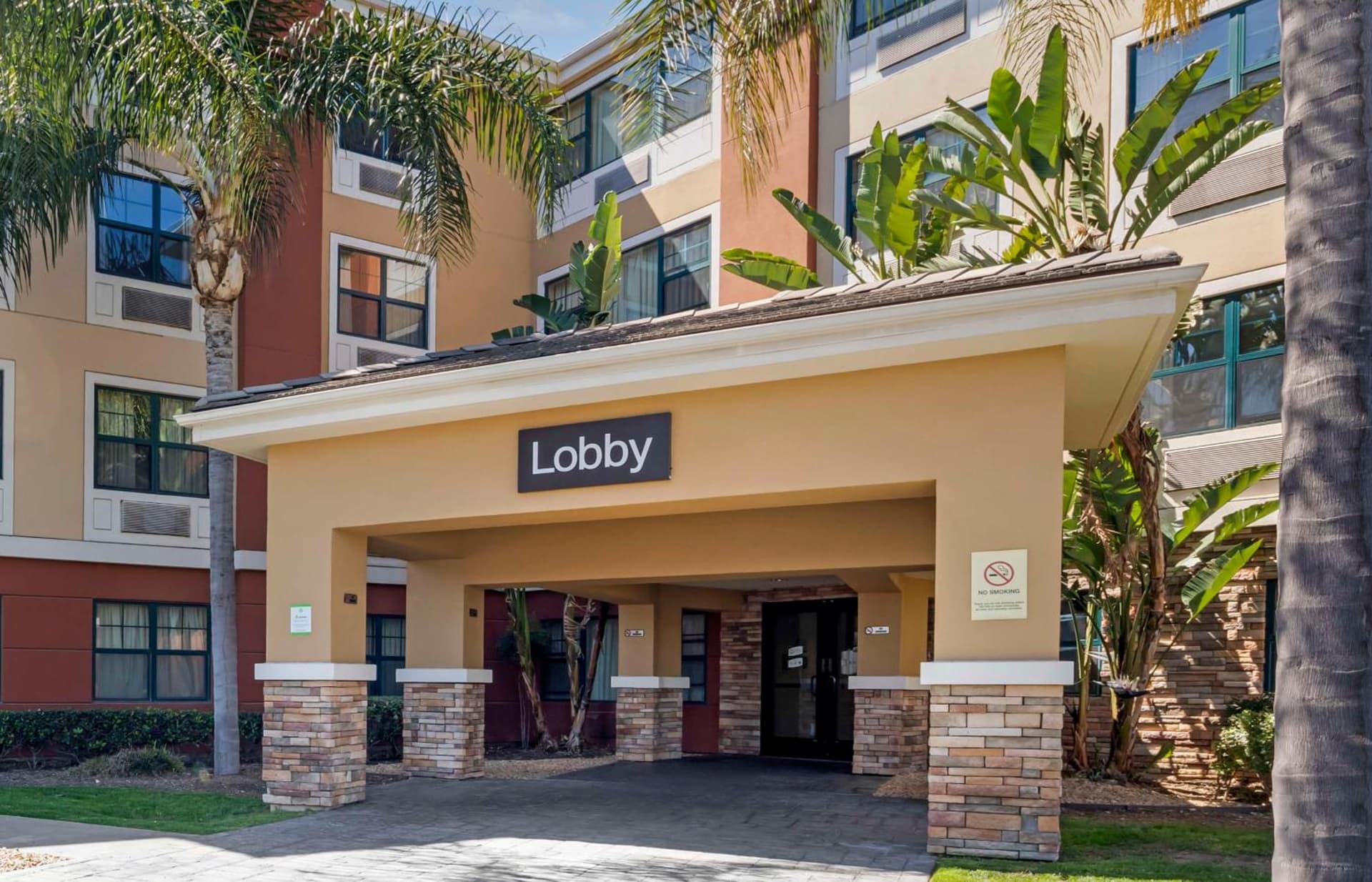Extended Stay America Suites - Orange County - Katella Ave property views in Orange, CA — gallery photo 3