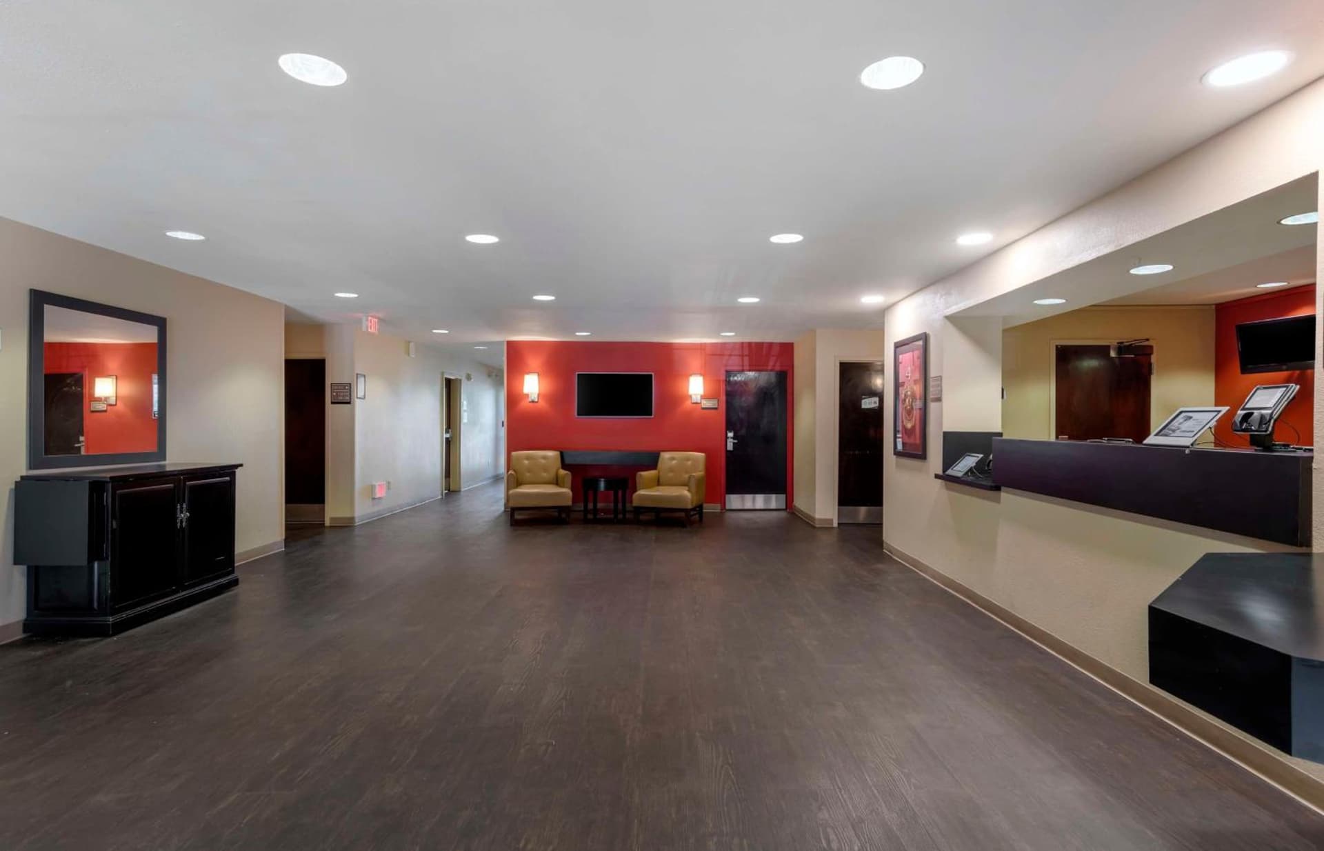 Extended Stay America Suites - Orange County - Katella Ave gallery photo in Orange, CA — image 28