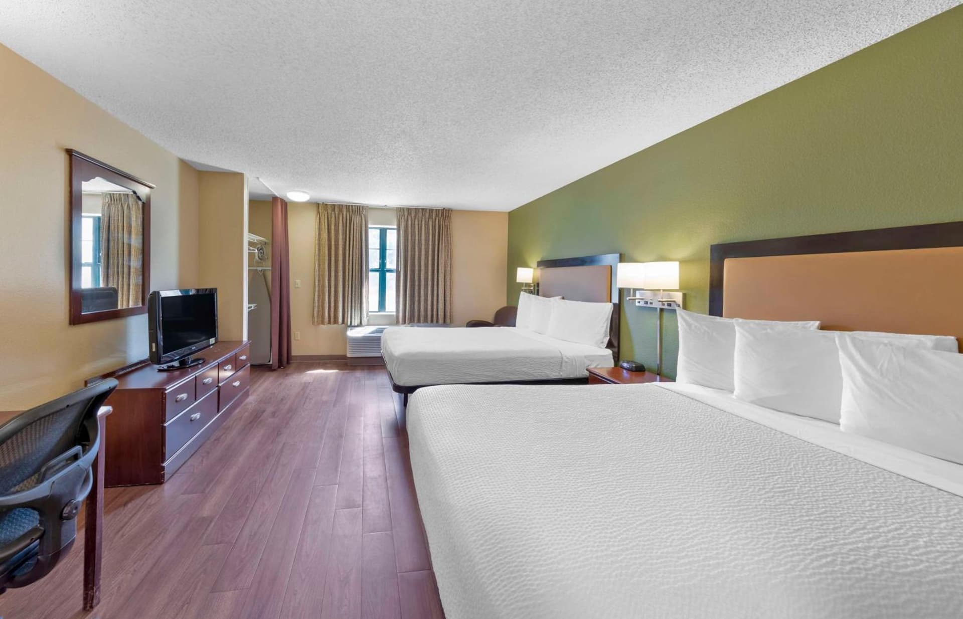 Extended Stay America Suites - Orange County - Katella Ave gallery photo in Orange, CA — image 42