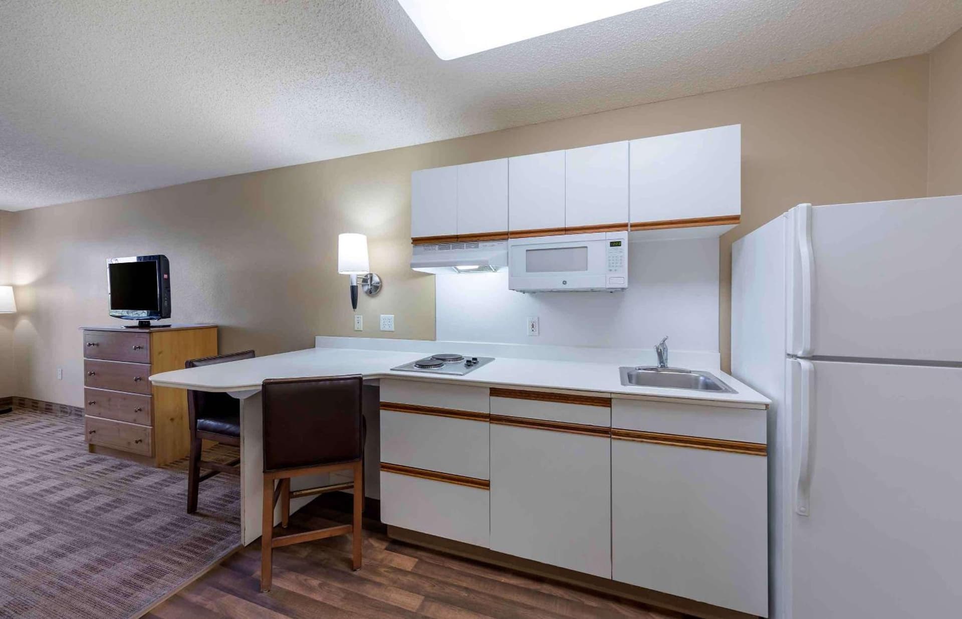 Extended Stay America Suites - Los Angeles - Glendale gallery photo in Glendale, CA — image 18