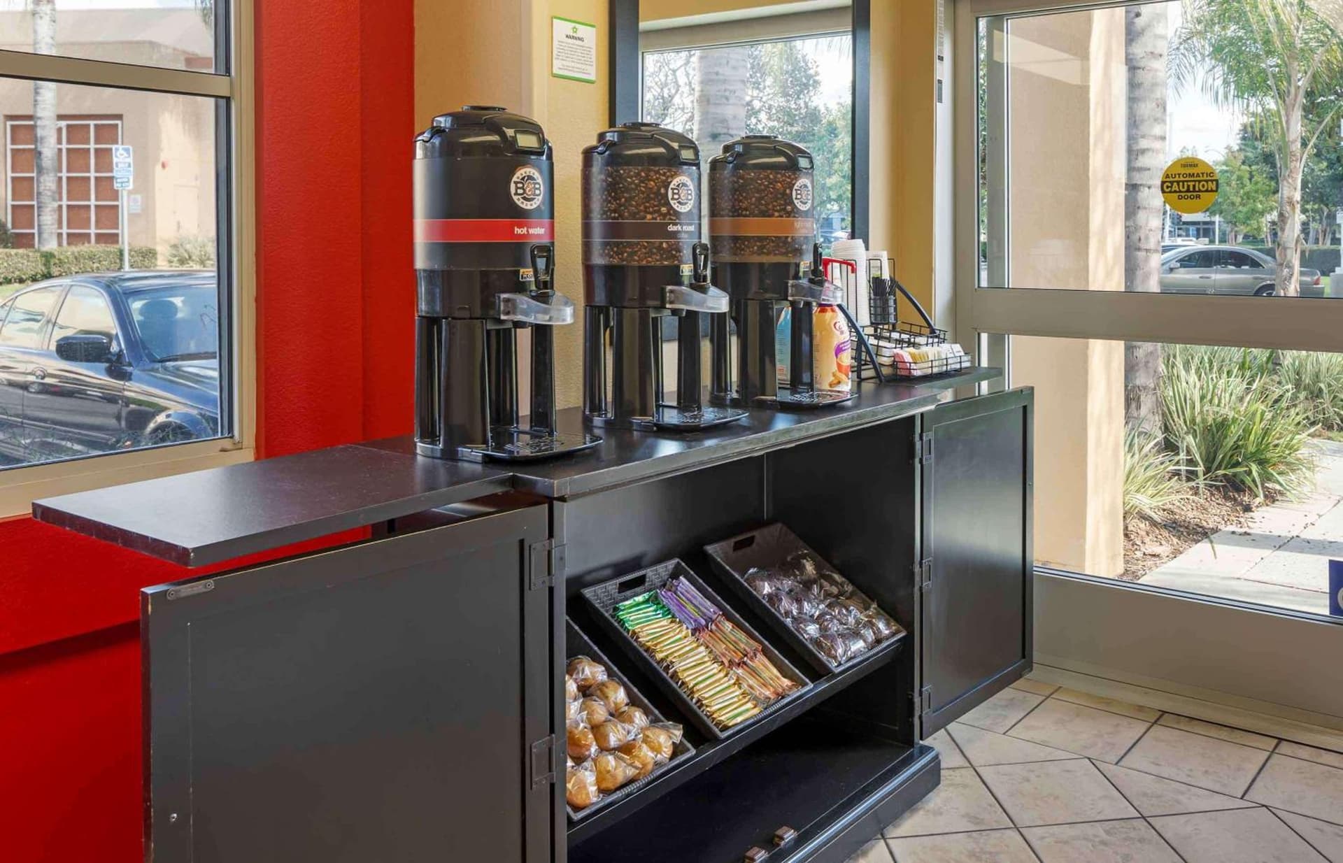Extended Stay America Suites - Orange County - Irvine Spectrum gallery photo in Irvine, CA — image 25