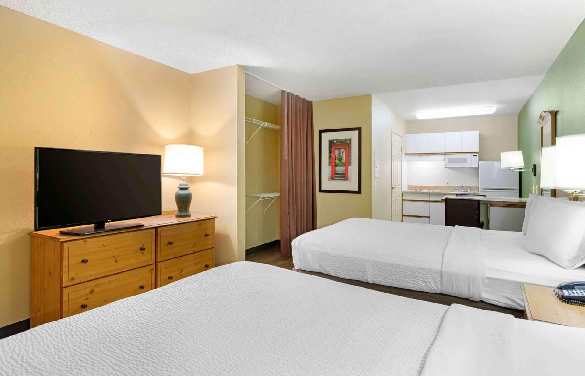 Extended Stay America Suites - Orange County - Irvine Spectrum gallery photo in Irvine, CA — image 69