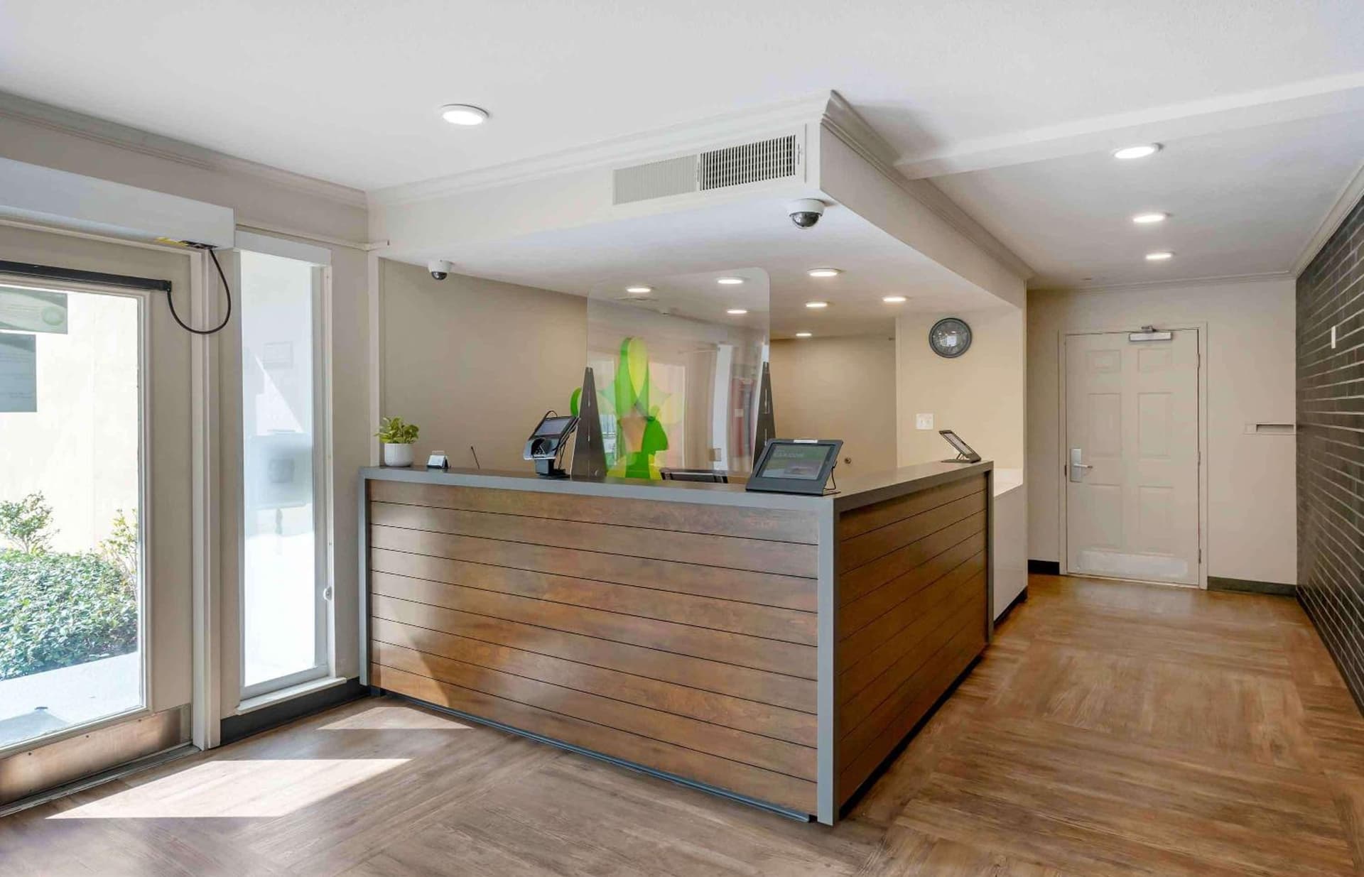 Extended Stay America Suites - San Francisco - San Mateo - SFO gallery photo in San Mateo, CA — image 29