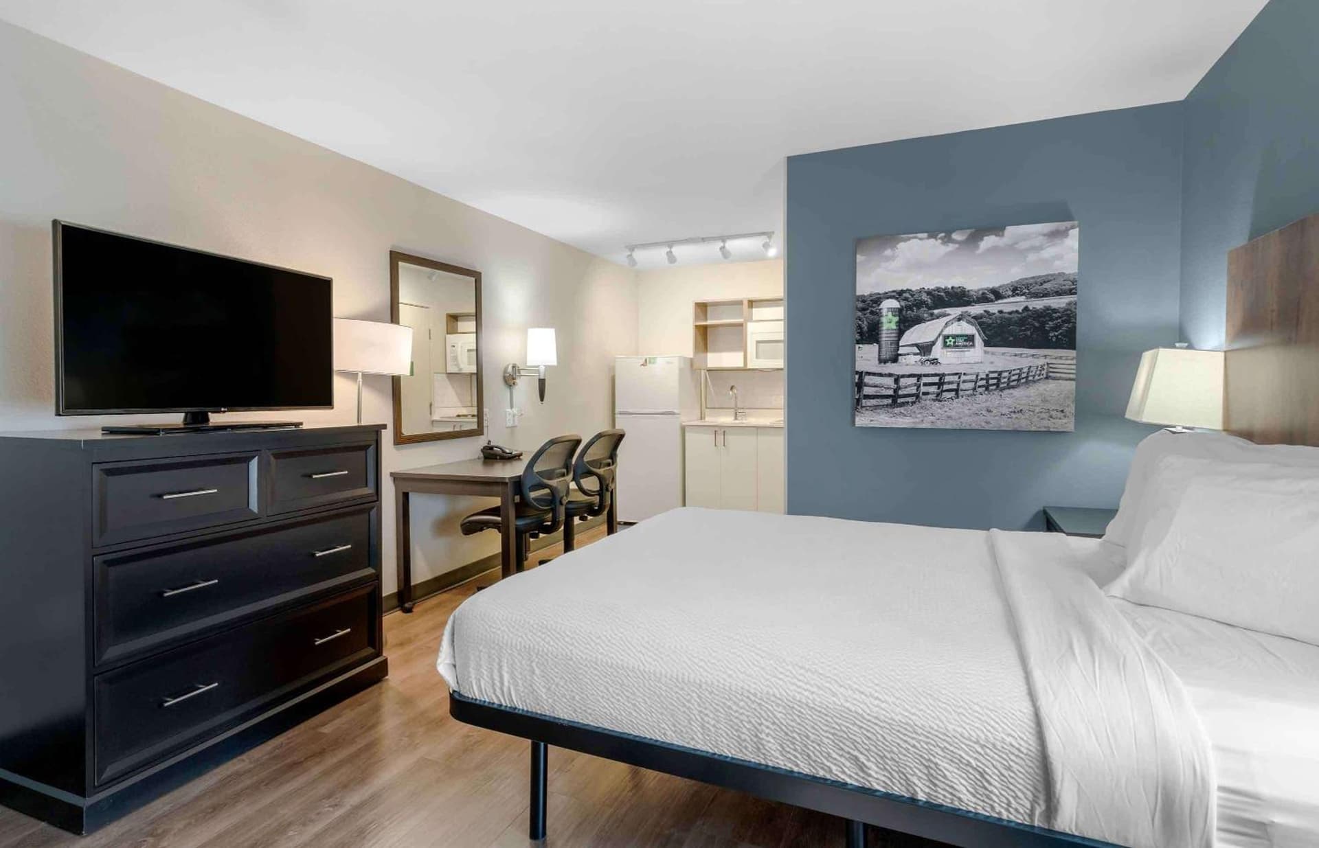 Extended Stay America Suites - San Francisco - San Mateo - SFO gallery photo in San Mateo, CA — image 43