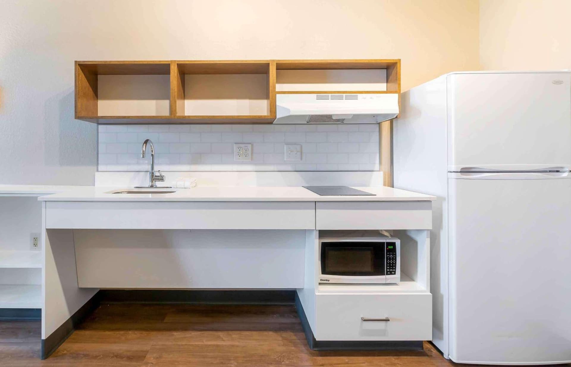 Extended Stay America Suites - San Francisco - San Mateo - SFO gallery photo in San Mateo, CA — image 16