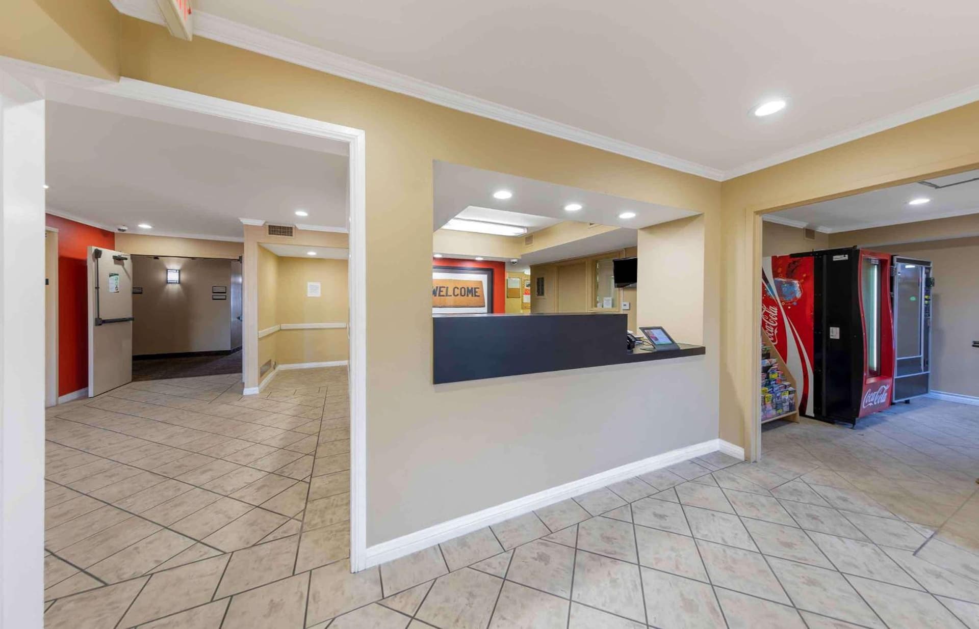 Extended Stay America Suites - Los Angeles - Torrance - Del Amo Circle gallery photo in Torrance, CA — image 6