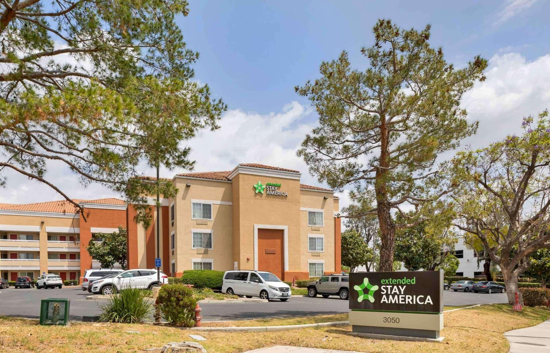 Extended Stay America Suites - Orange County - Brea interior in Brea, CA — gallery photo 2