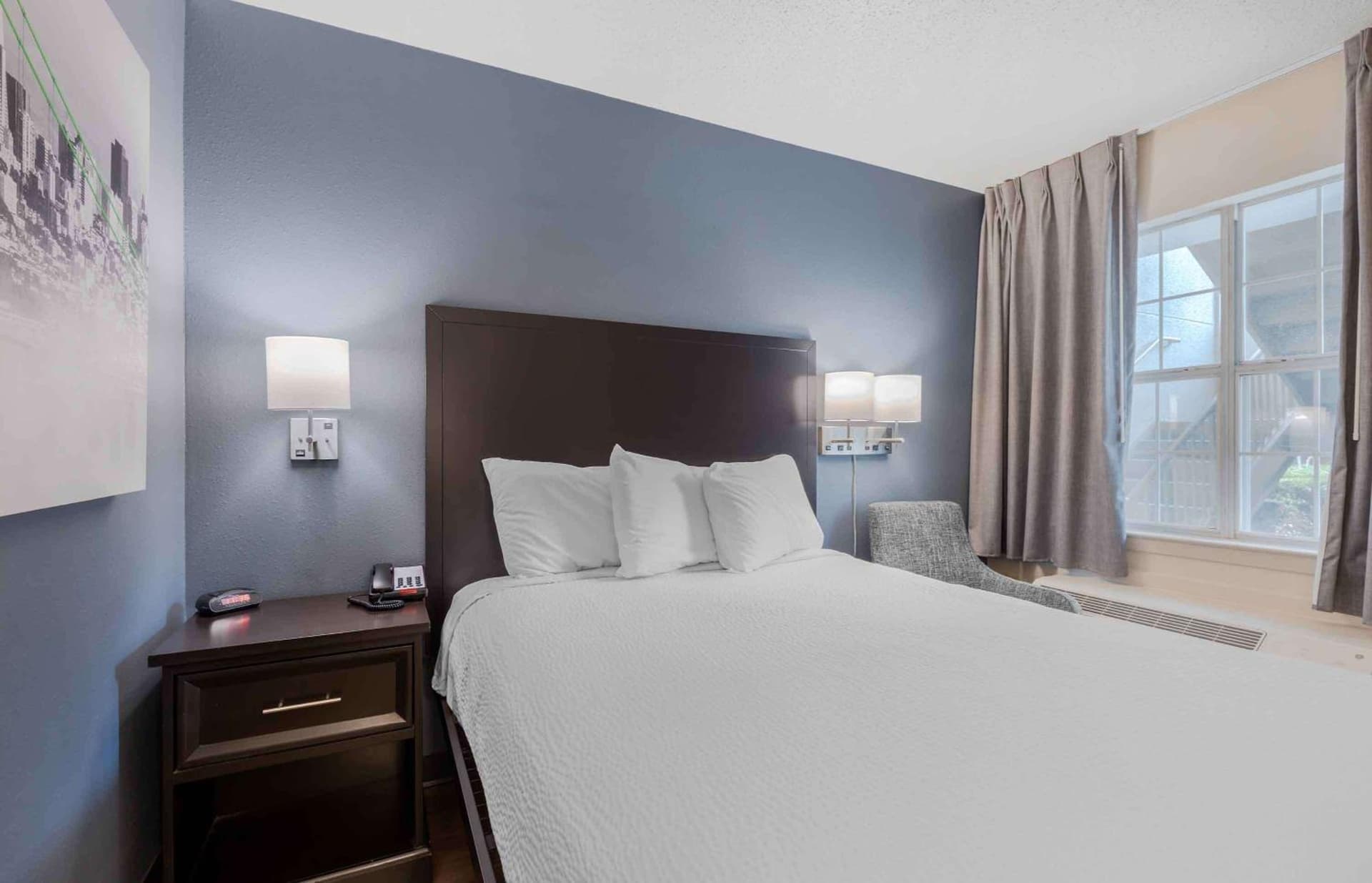 Extended Stay America Suites - Dallas - Coit Road gallery photo in Dallas, TX — image 9