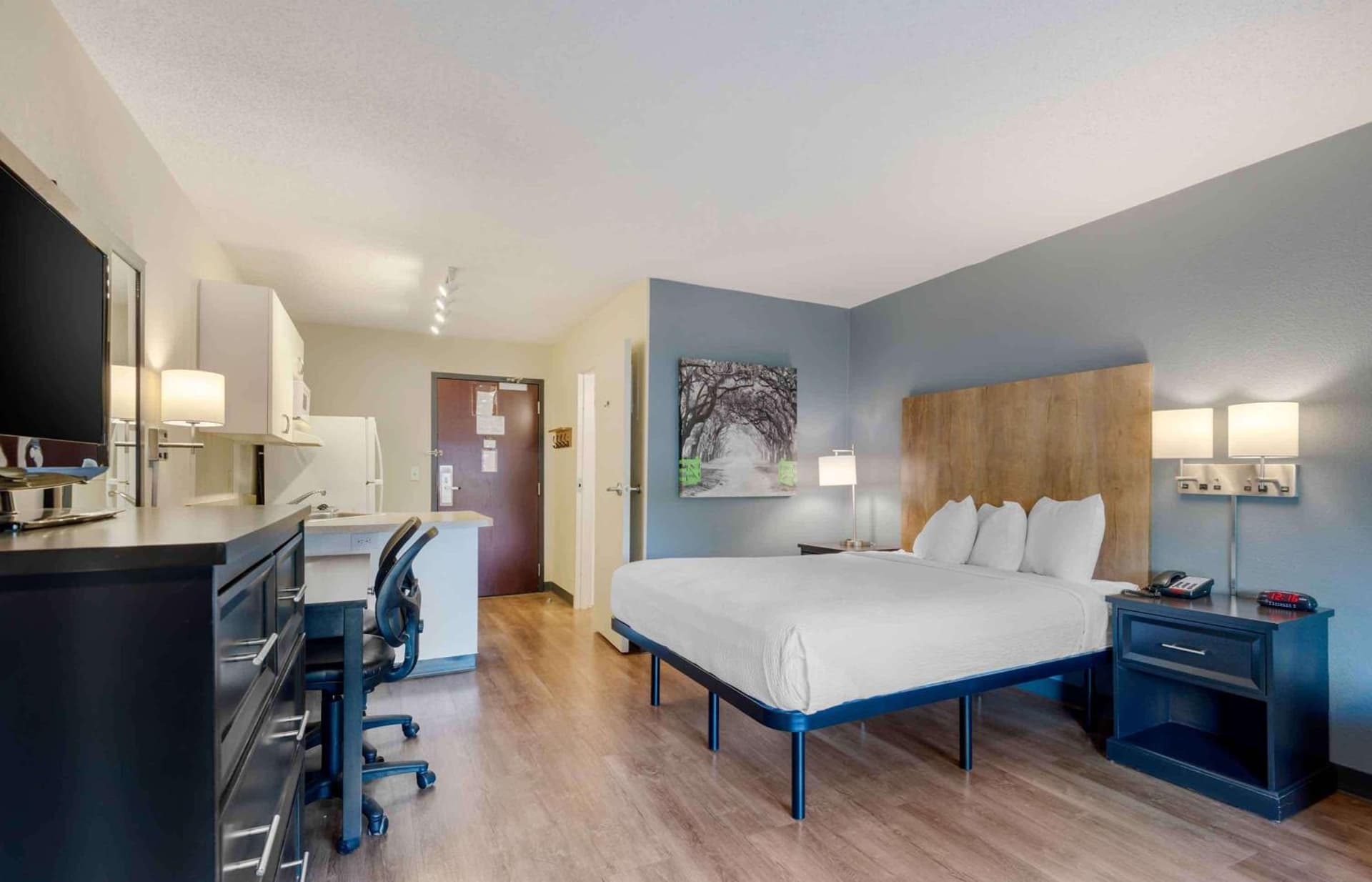 Extended Stay America Suites - Dallas - Coit Road gallery photo in Dallas, TX — image 45