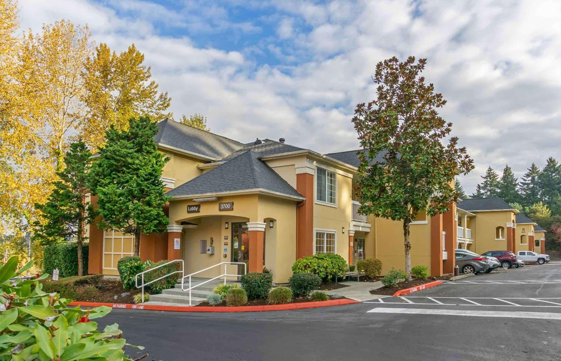 Extended Stay America Suites - Seattle - Bellevue - Factoria featured exterior or lobby in Bellevue, WA — similar hotel