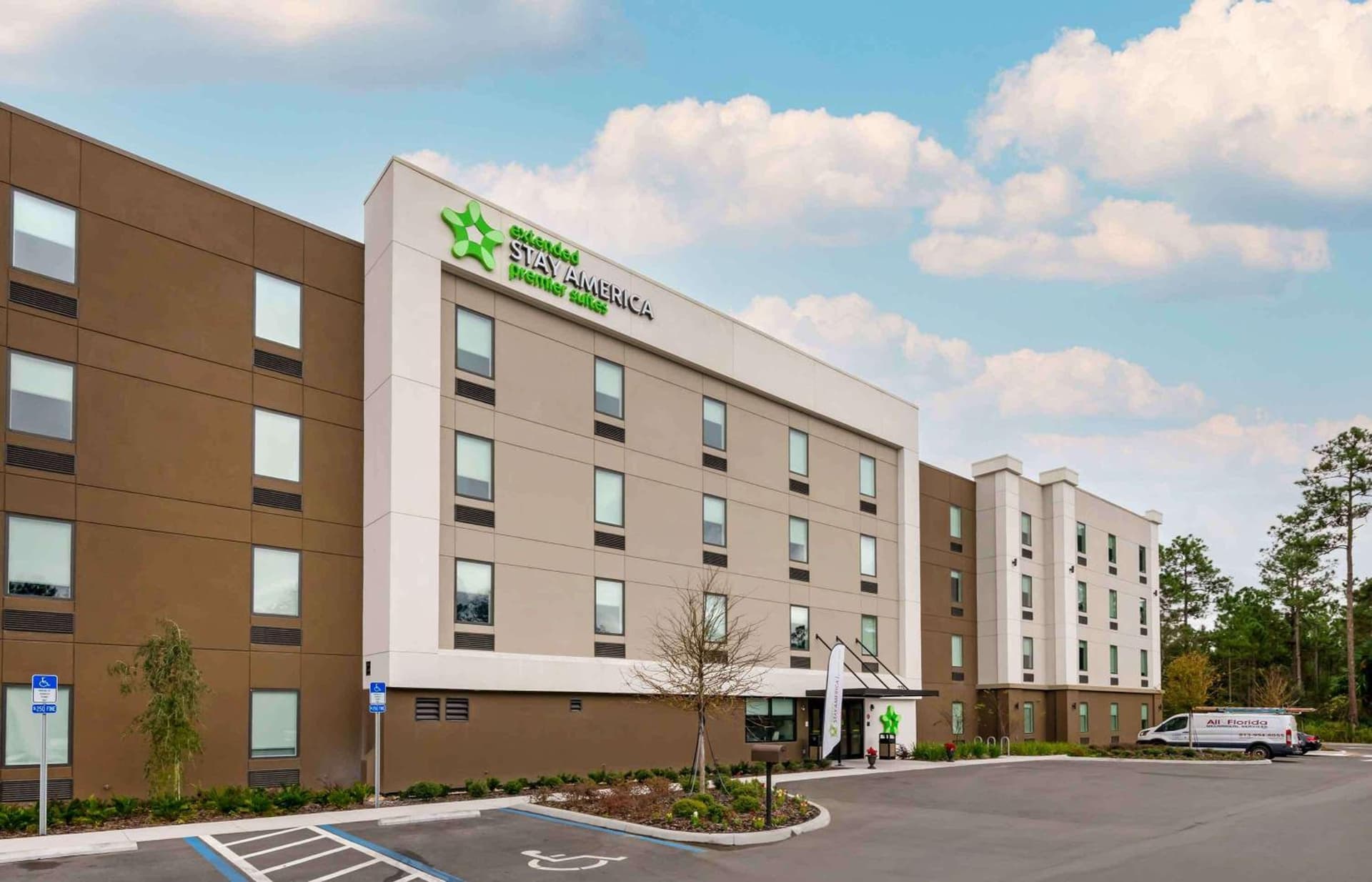 Extended Stay America Premier Suites - Daytona Beach - Ormond Beach featured exterior or lobby in Ormond Beach, FL — similar hotel