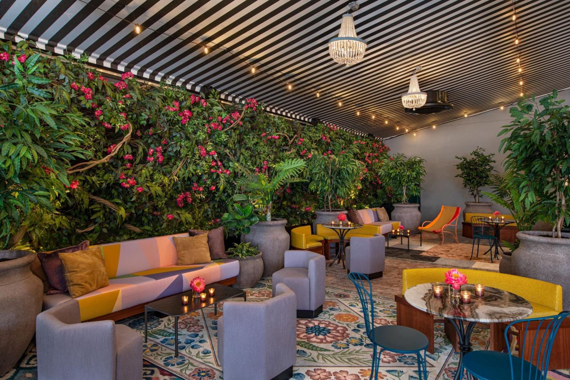 Moxy Brooklyn Williamsburg interior in Brooklyn, NY — gallery photo 2