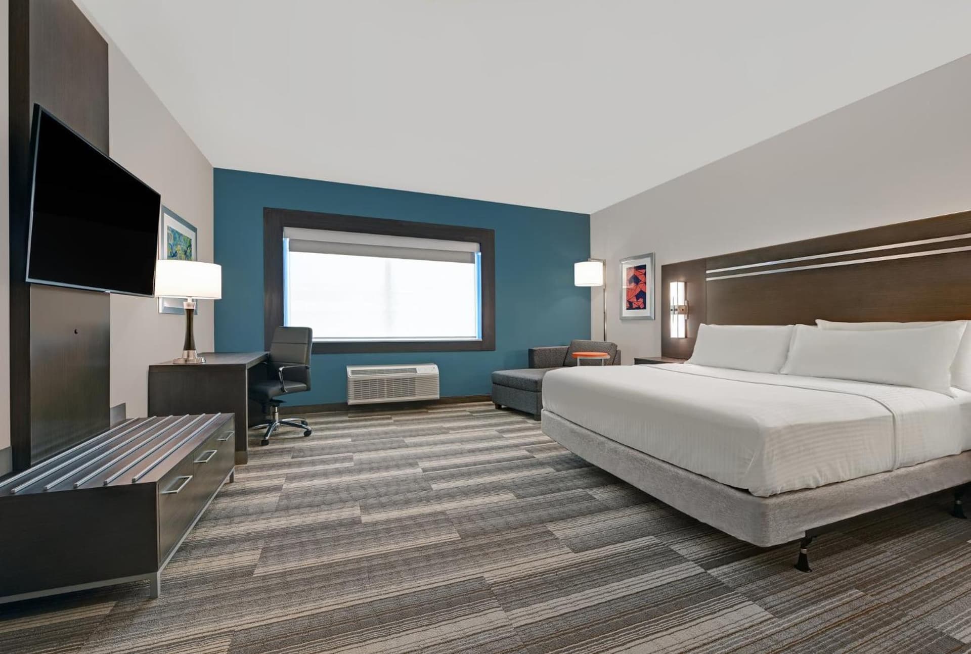 Holiday Inn Express & Suites Memorial – CityCentre by IHG gallery photo in Houston, TX — image 4