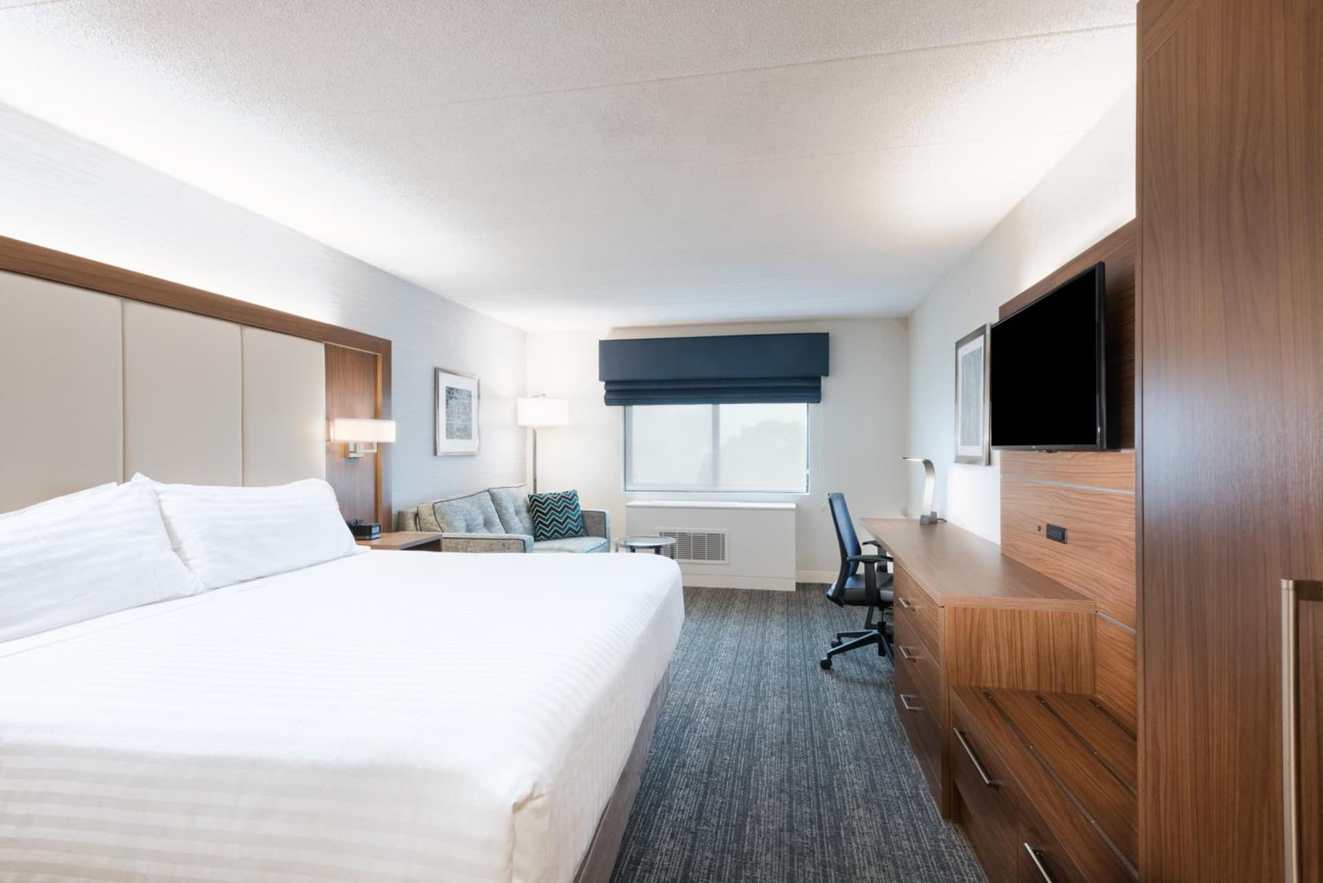 Holiday Inn Express Boston-Waltham by IHG gallery photo in Waltham, MA — image 37