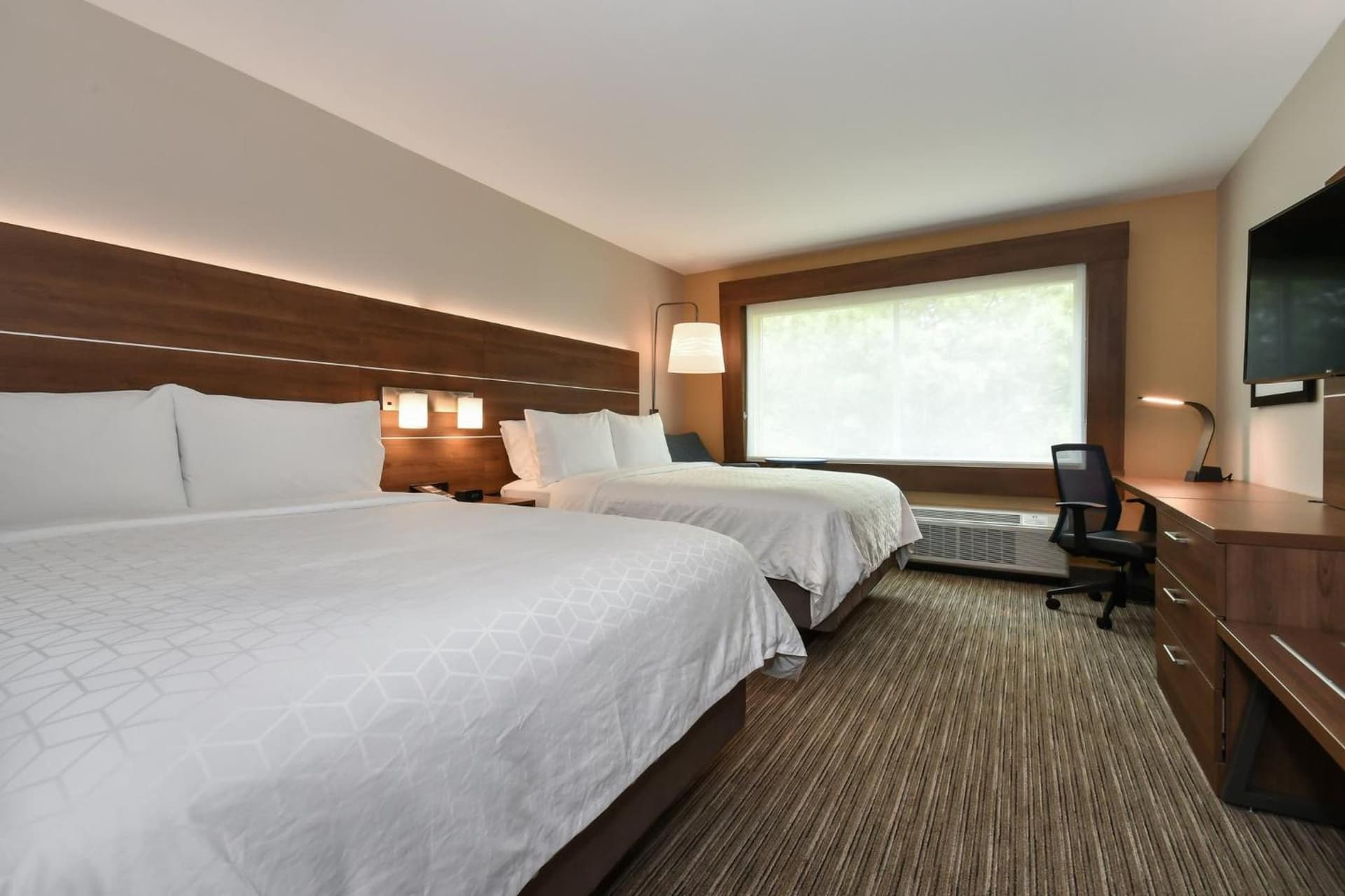 Holiday Inn Express & Suites Charlotte - Ballantyne by IHG gallery photo in Charlotte, NC — image 22