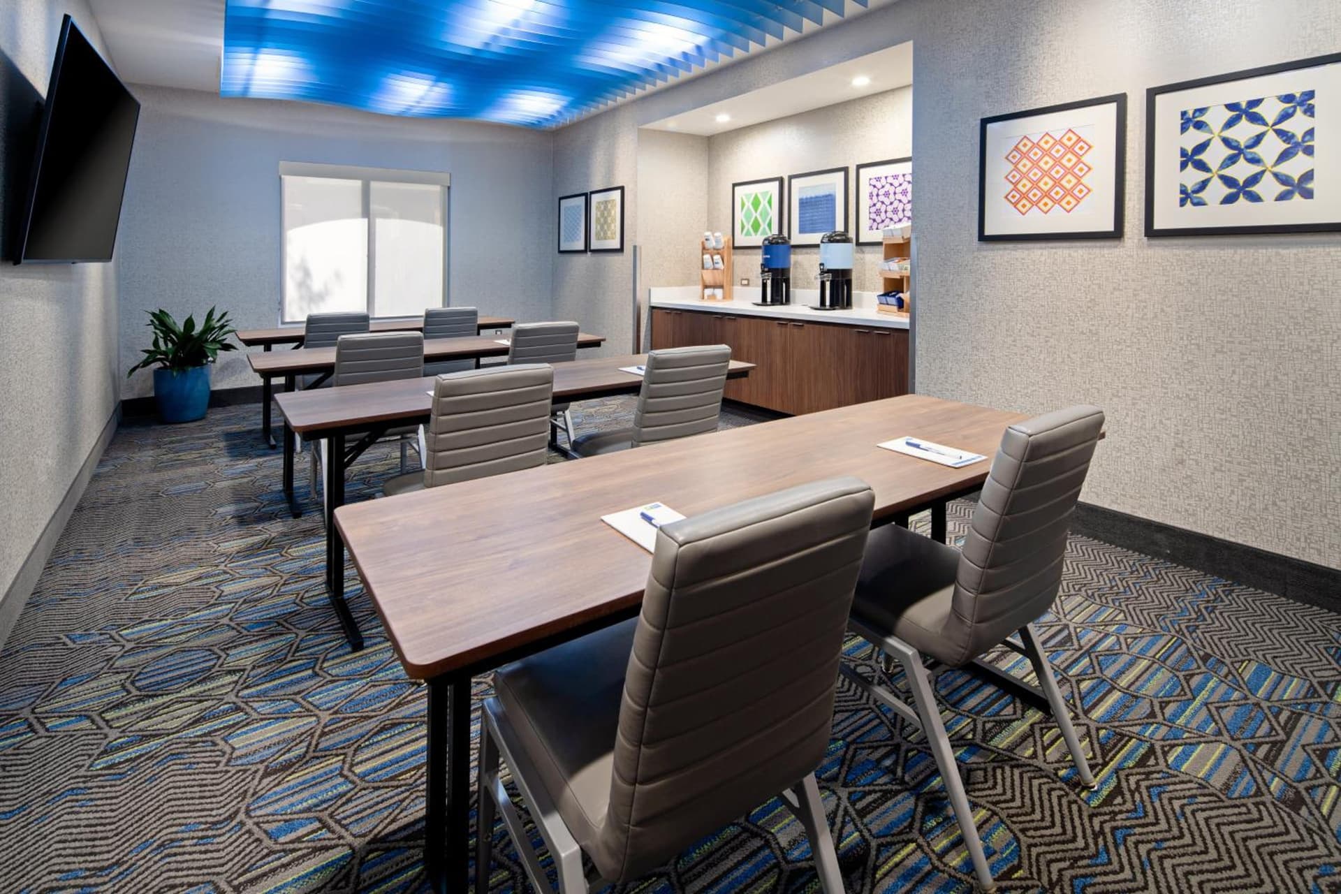 Holiday Inn Express Hotel & Suites Atascadero by IHG gallery photo in Atascadero, CA — image 84