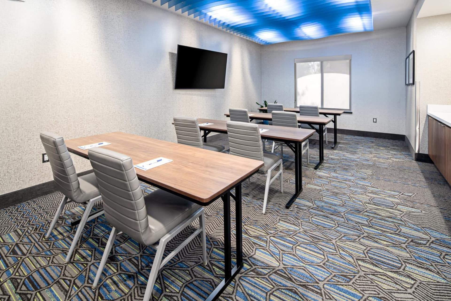Holiday Inn Express Hotel & Suites Atascadero by IHG gallery photo in Atascadero, CA — image 36