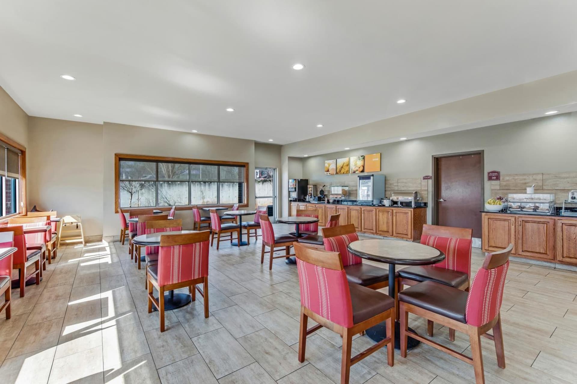Comfort Suites Huntsville MidCity District at Research Park gallery photo in Huntsville, AL — image 80