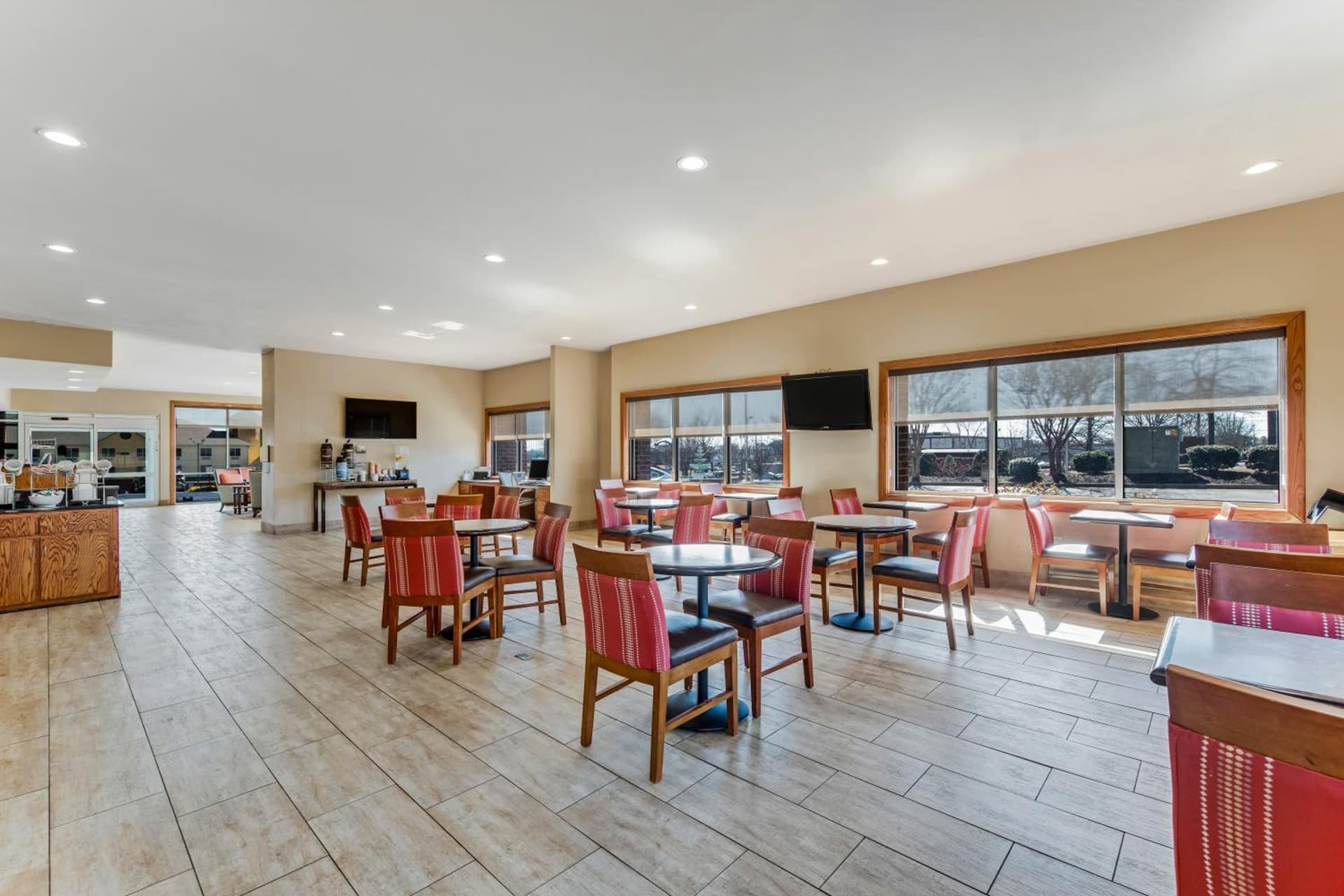 Comfort Suites Huntsville MidCity District at Research Park gallery photo in Huntsville, AL — image 77