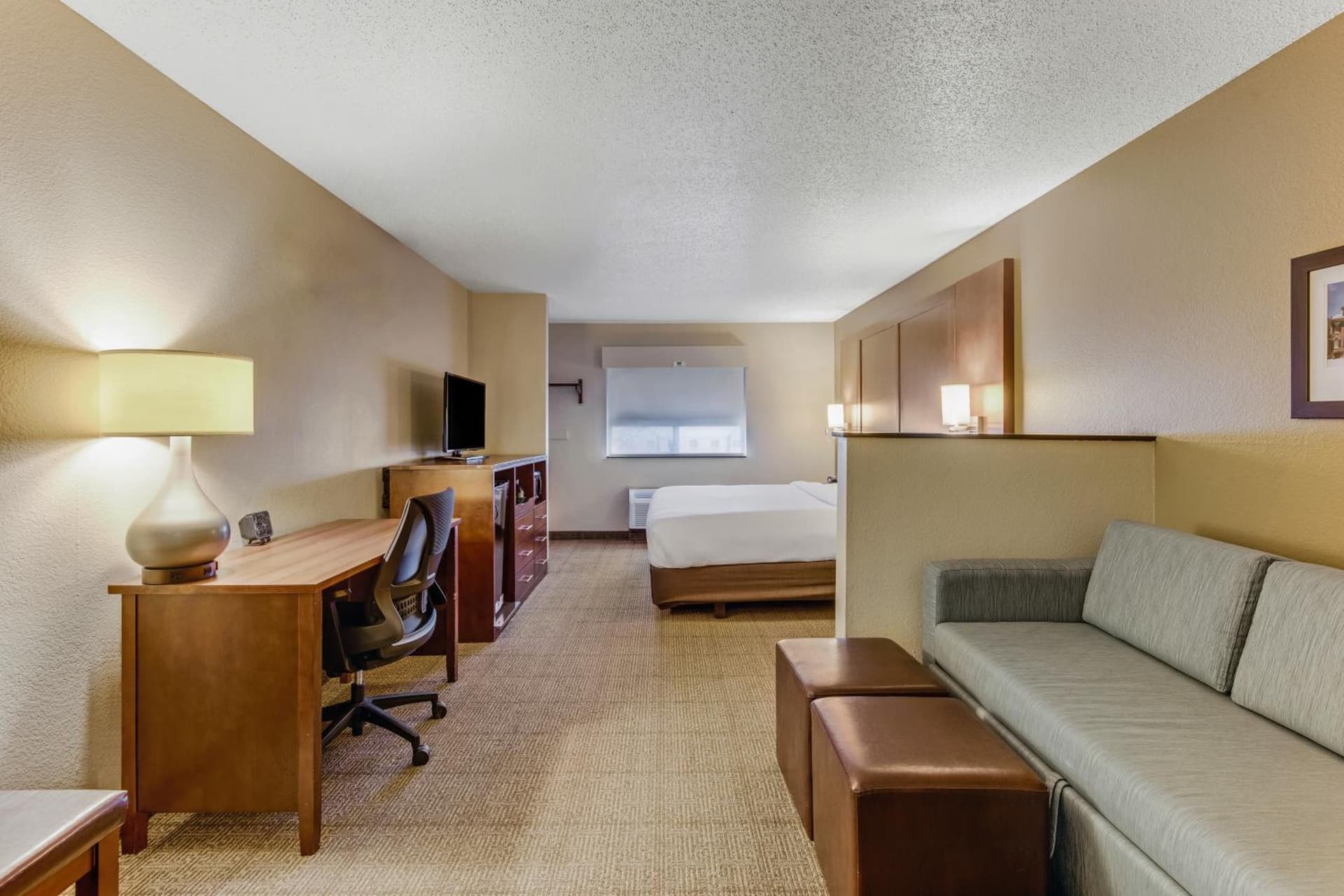 Comfort Suites Huntsville MidCity District at Research Park gallery photo in Huntsville, AL — image 56