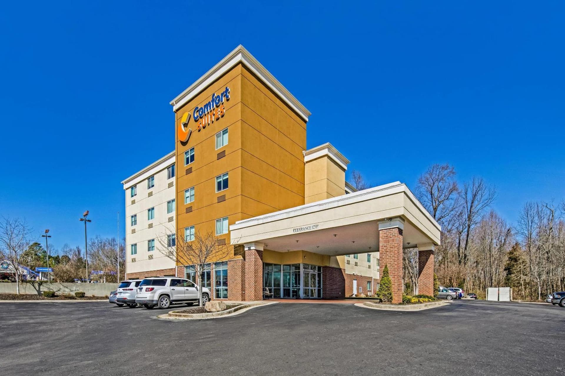 Comfort Suites Huntsville MidCity District at Research Park property views in Huntsville, AL — gallery photo 3