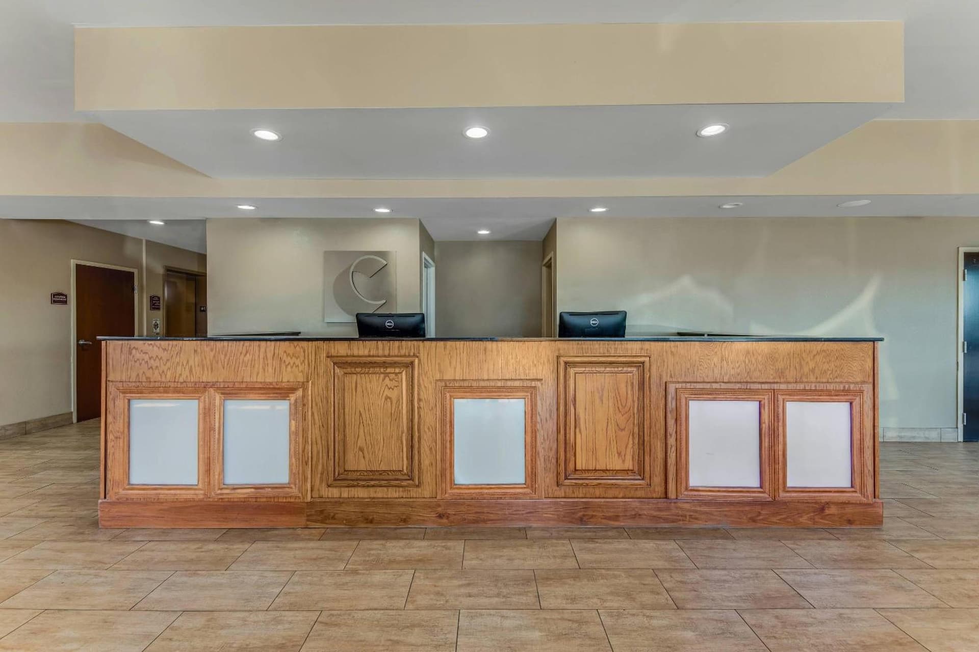Comfort Suites Huntsville MidCity District at Research Park gallery photo in Huntsville, AL — image 11