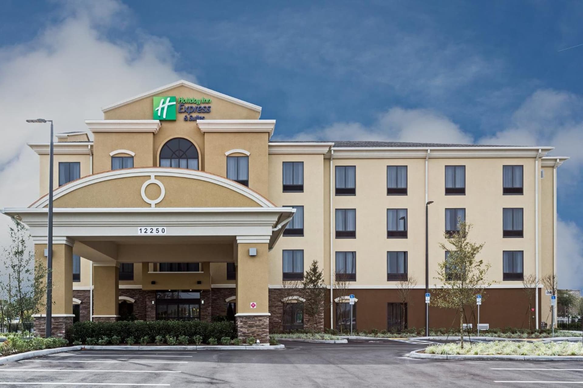 Holiday Inn Express Hotel & Suites Orlando East-UCF Area by IHG featured exterior or lobby in Orlando, FL — similar hotel