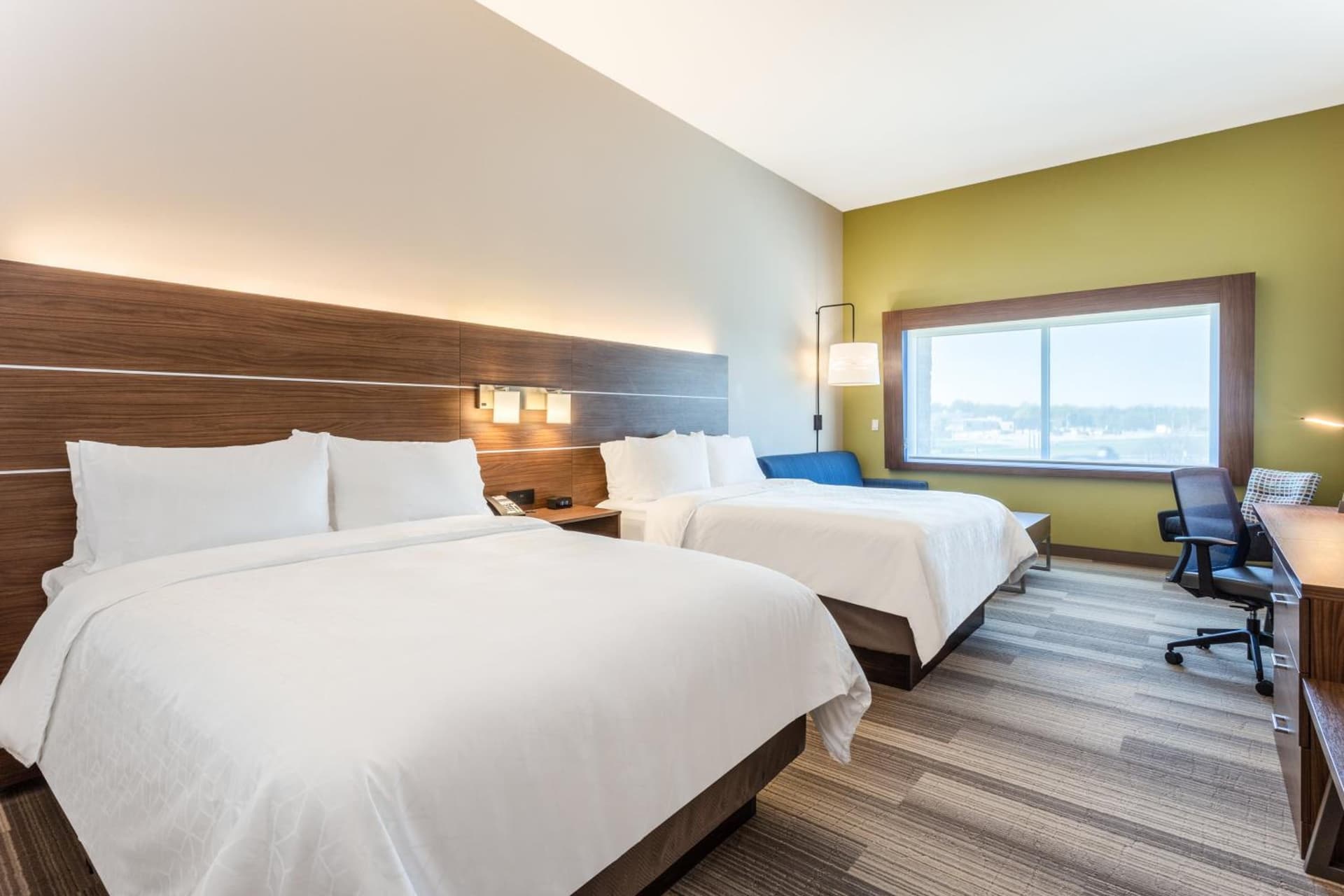 Holiday Inn Express & Suites - Springfield North by IHG gallery photo in Springfield, MO — image 23