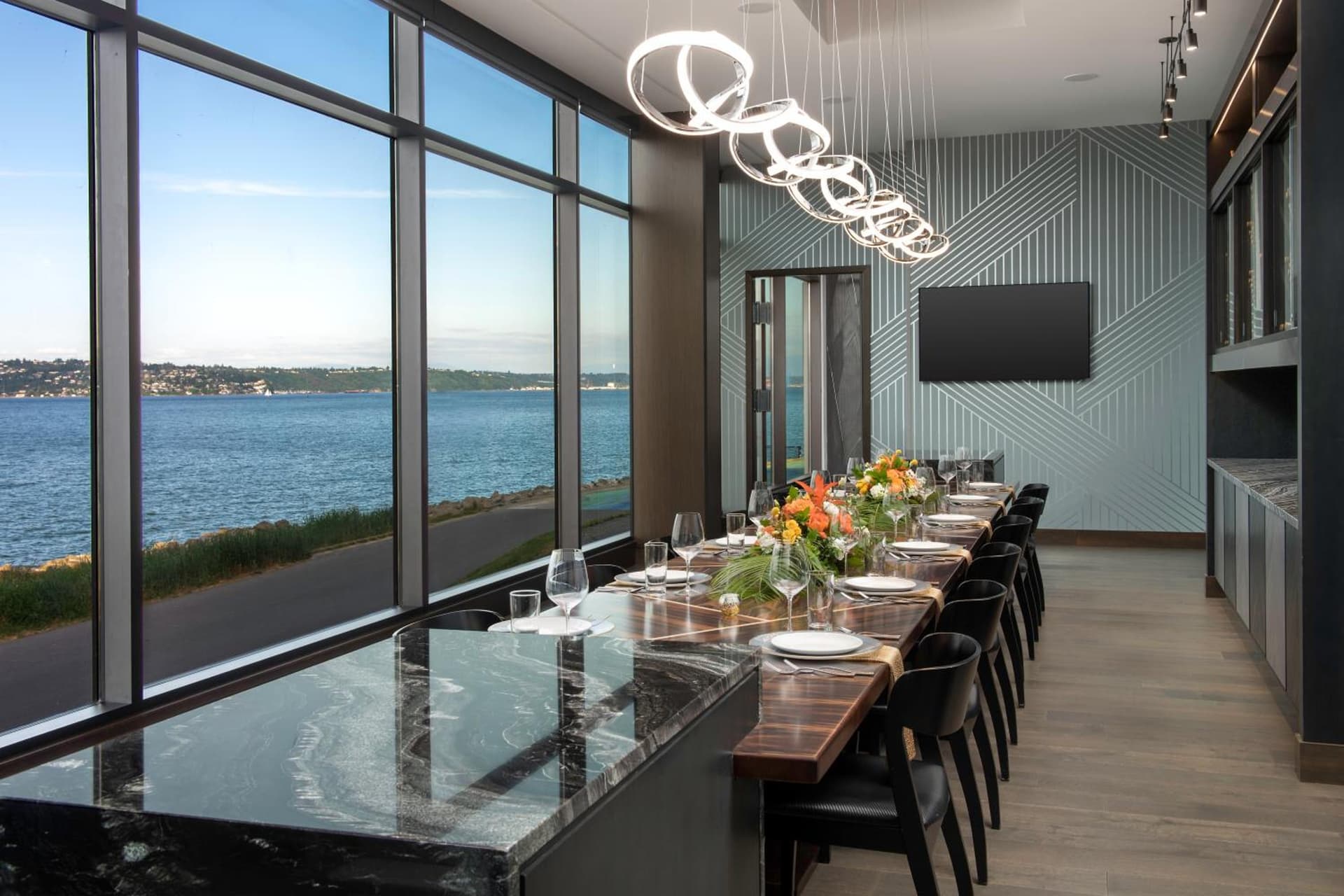 Silver Cloud Hotel Tacoma at Point Ruston Waterfront gallery photo in Tacoma, WA — image 28