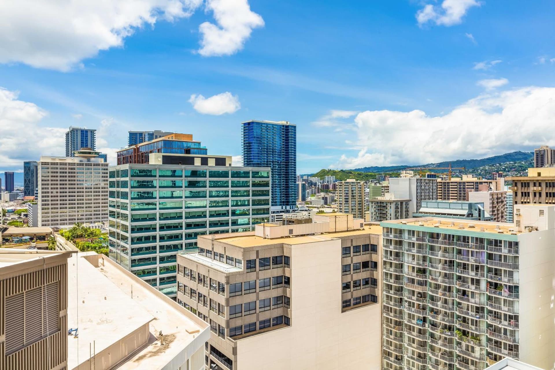 Castle At Ala Moana Hotel featured exterior or lobby in Honolulu, HI — similar hotel