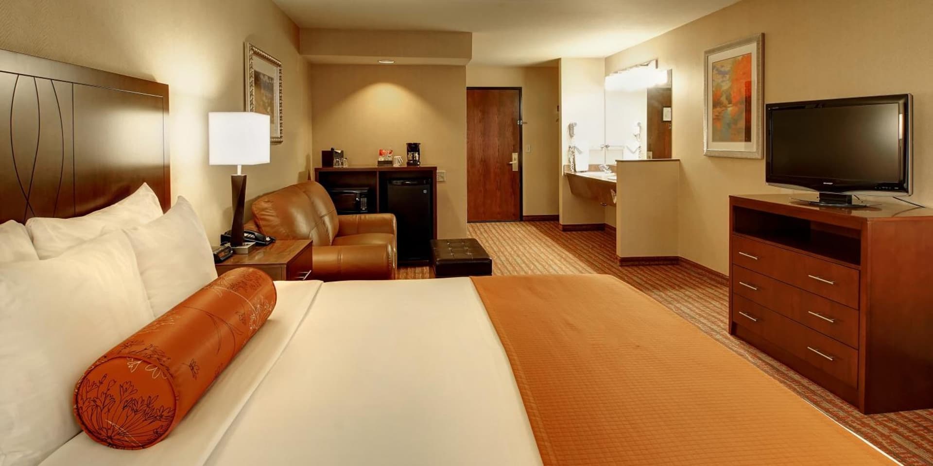 The Hotel Salem property views in Salem, OR — gallery photo 3