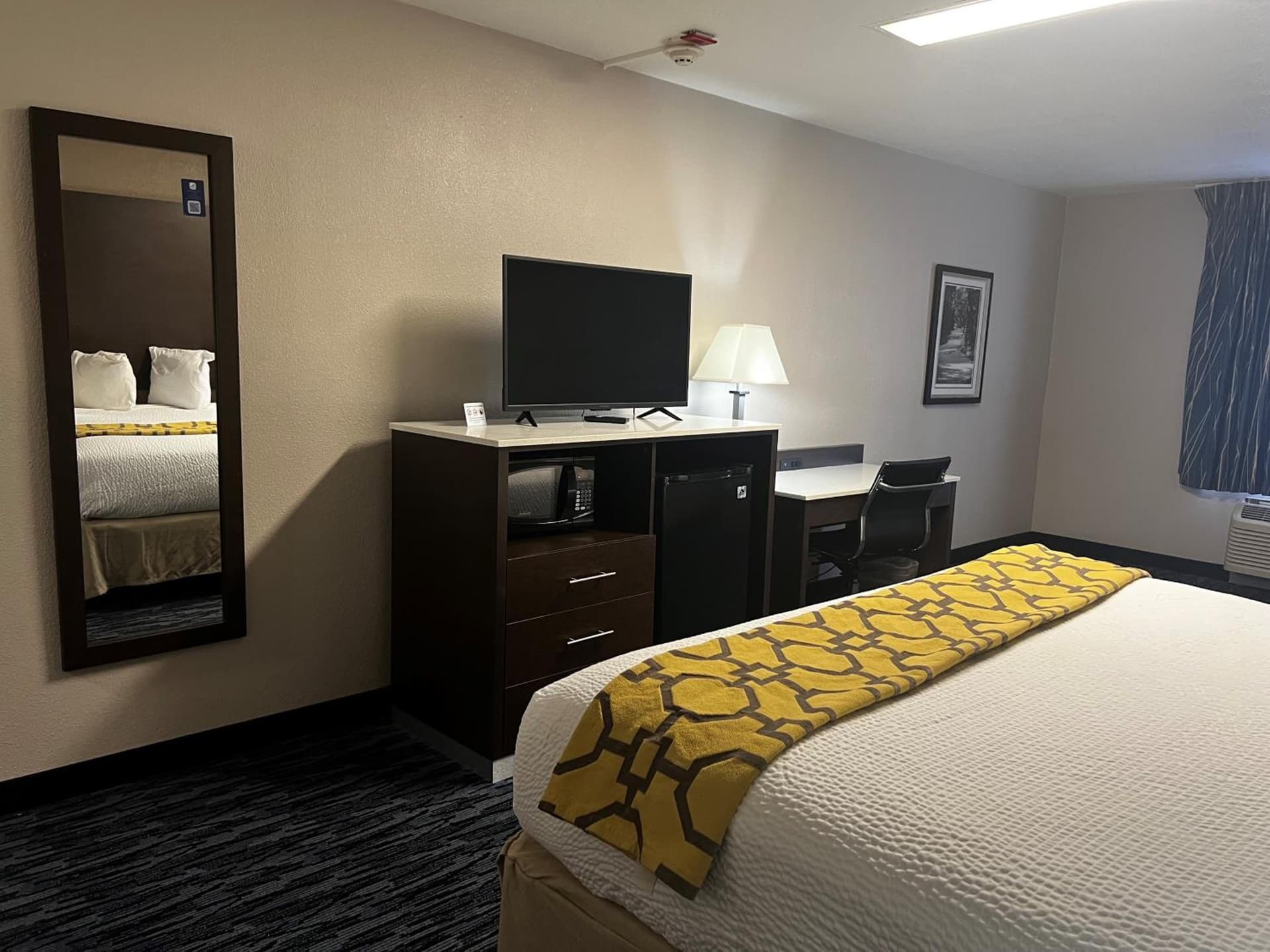 Baymont by Wyndham Port Arthur - Groves Area gallery photo in Port Arthur, TX — image 25