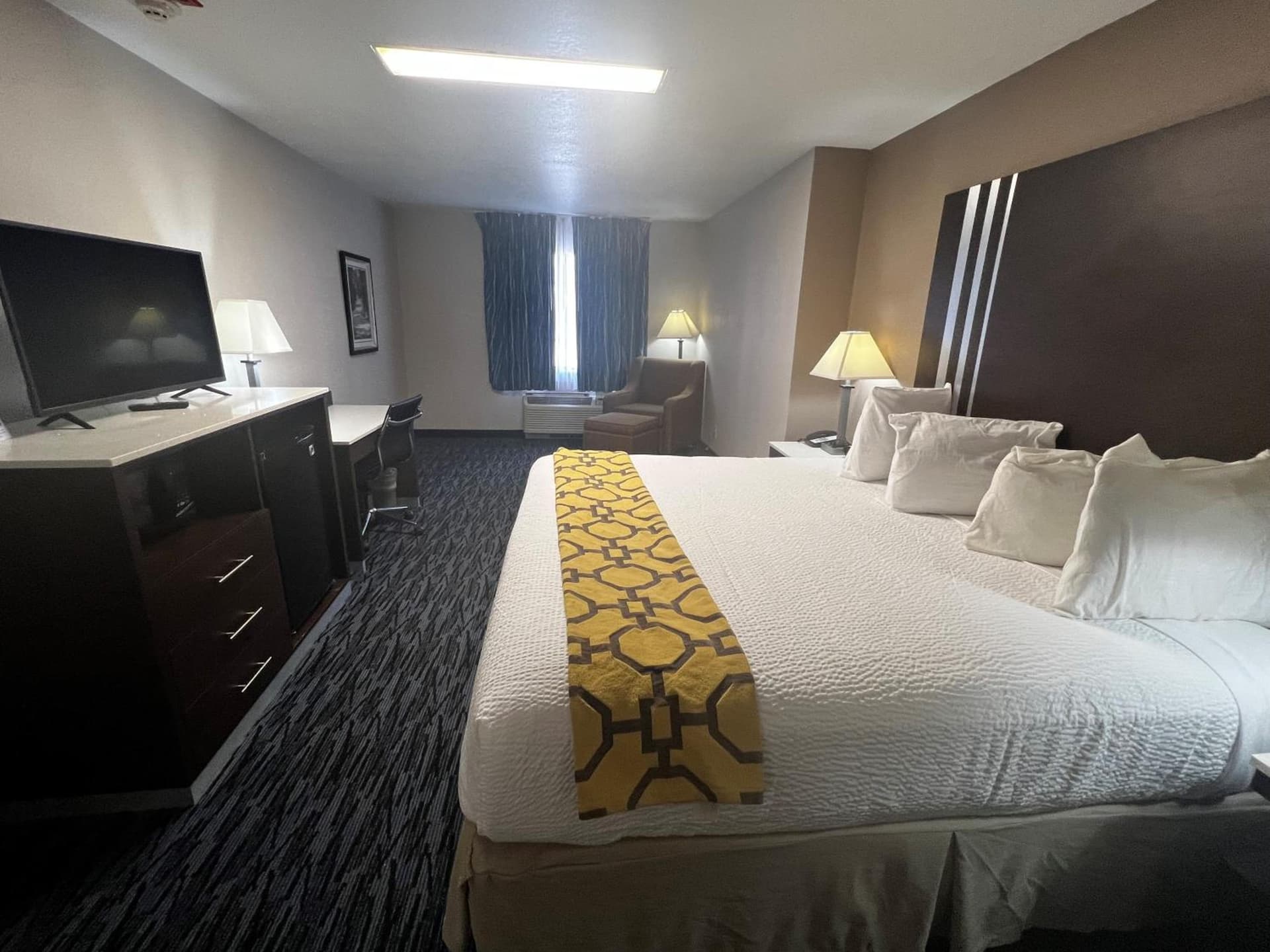 Baymont by Wyndham Port Arthur - Groves Area gallery photo in Port Arthur, TX — image 6